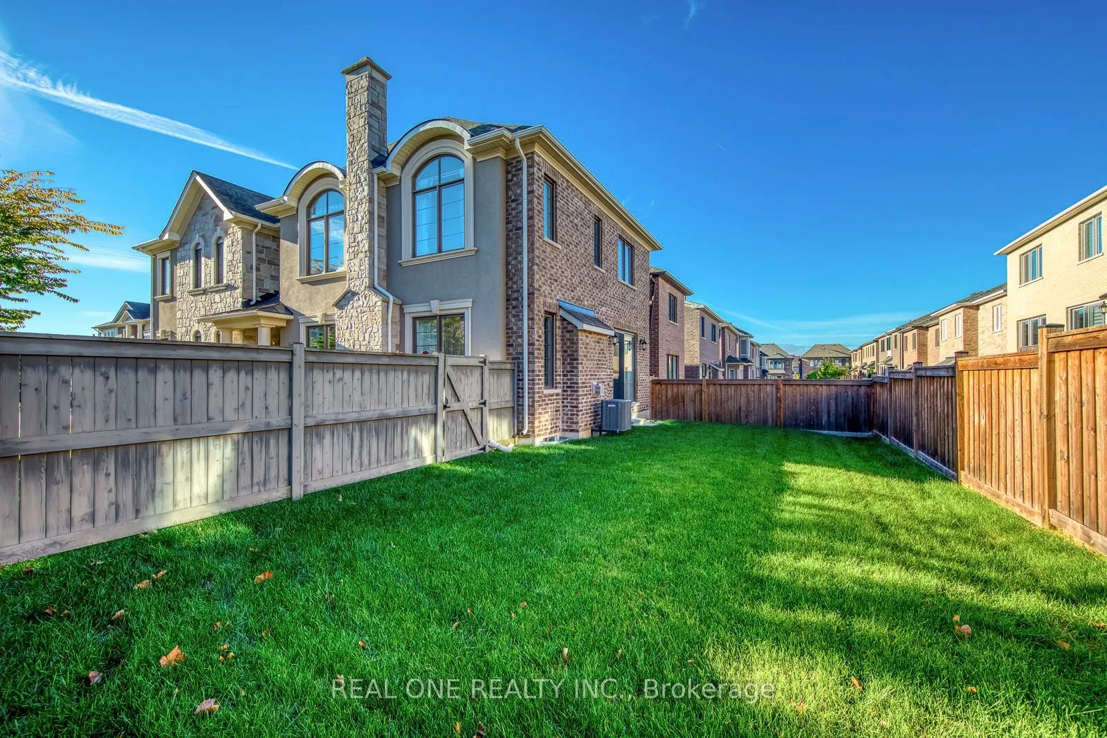 3328 Vardon Way