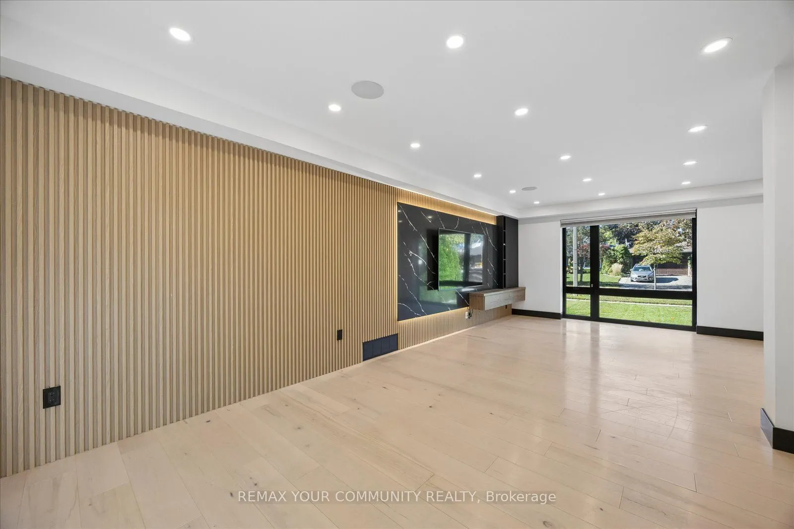 1584 Sunnycove Drive