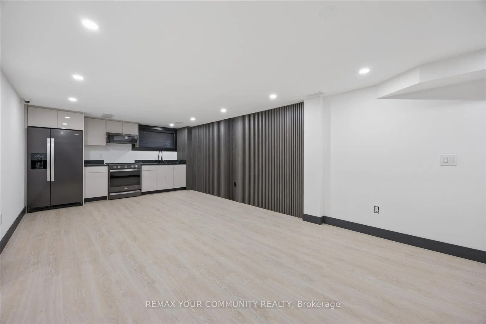 1584 Sunnycove Drive