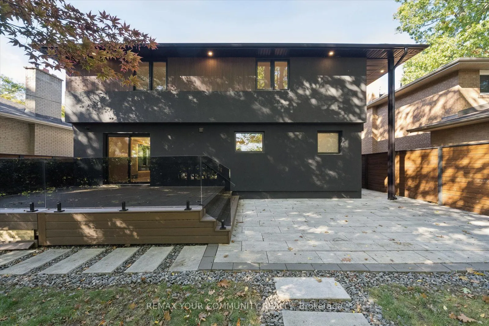 1584 Sunnycove Drive
