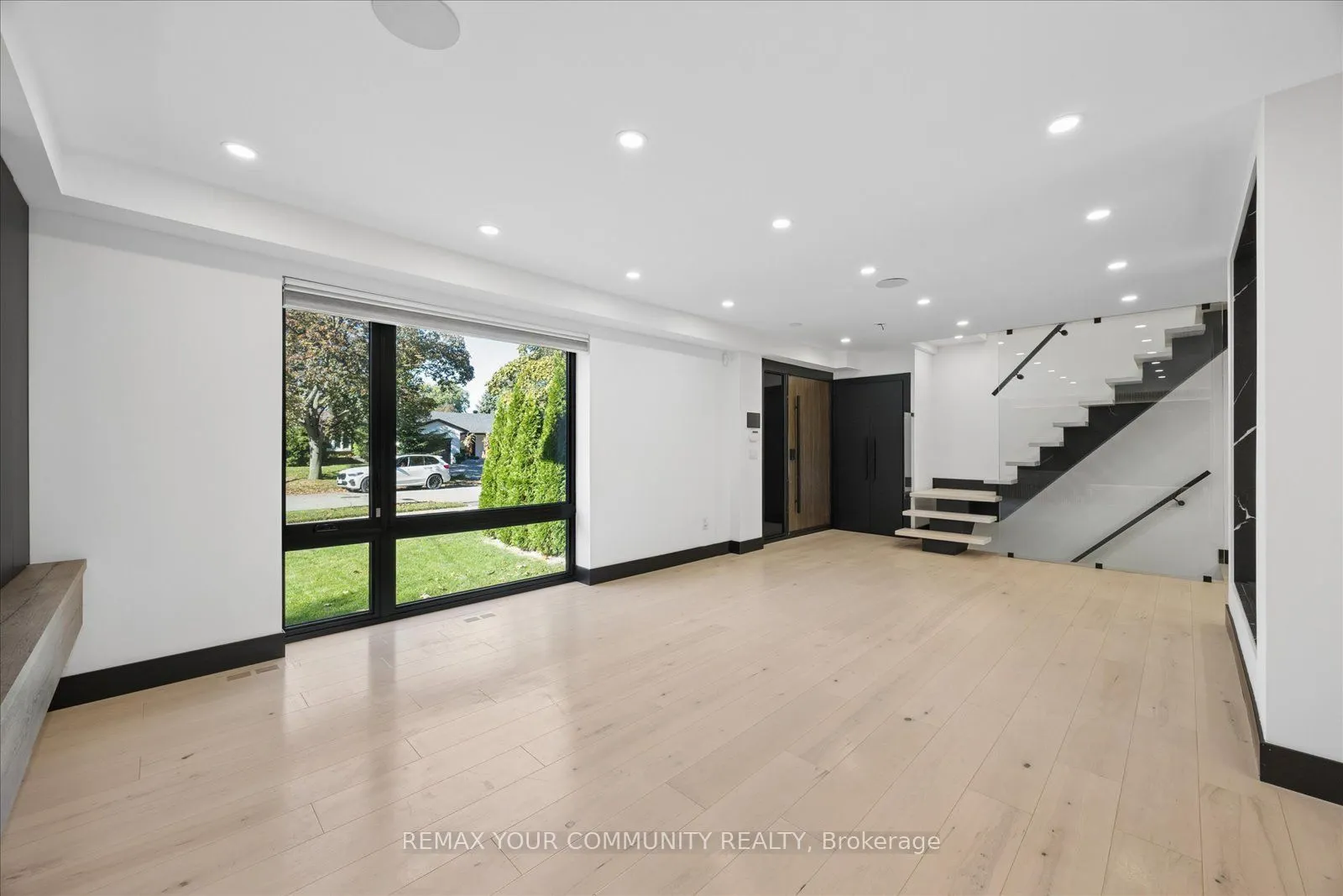 1584 Sunnycove Drive