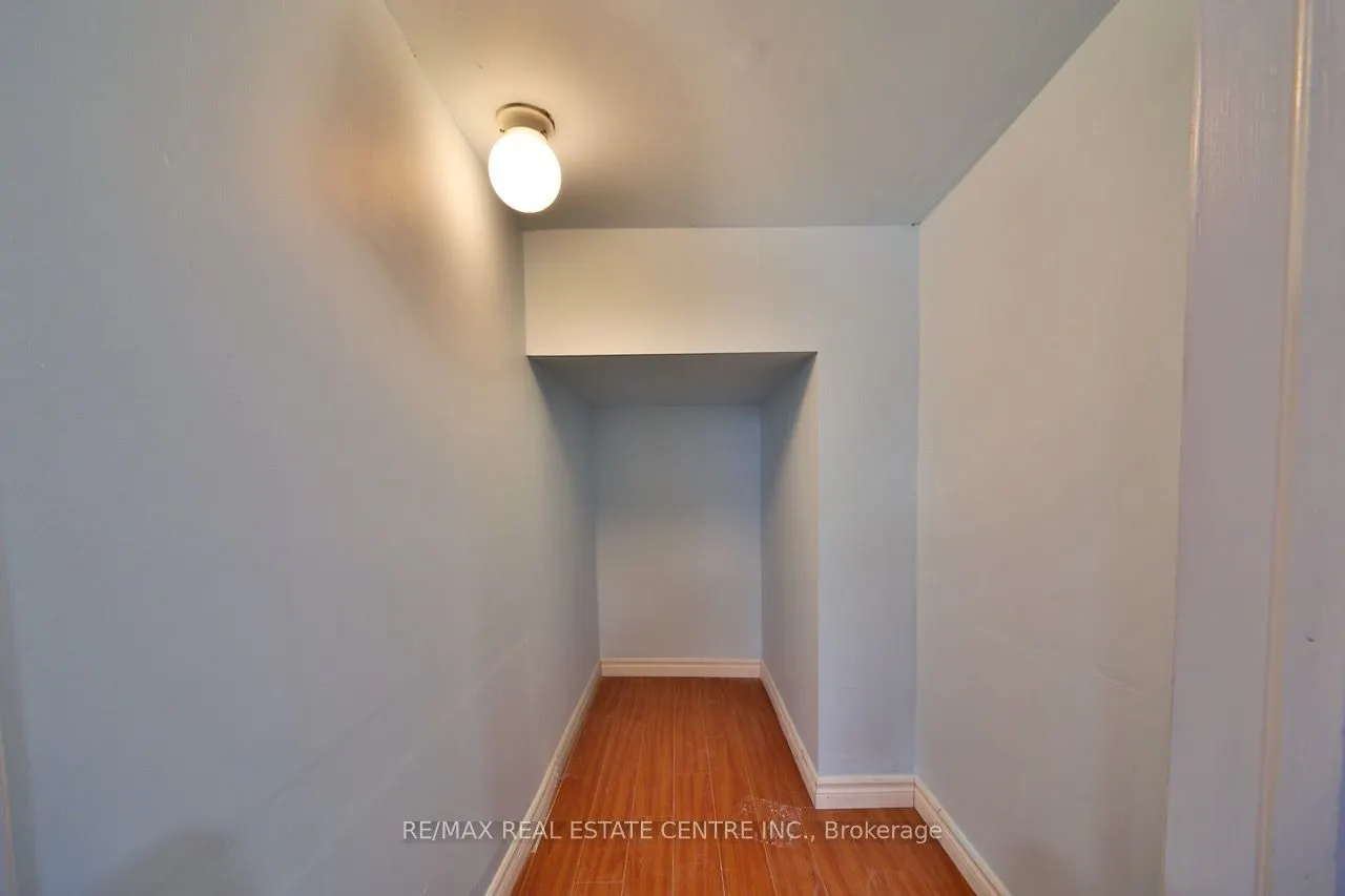 66 Mistdale Crescent #BSMT