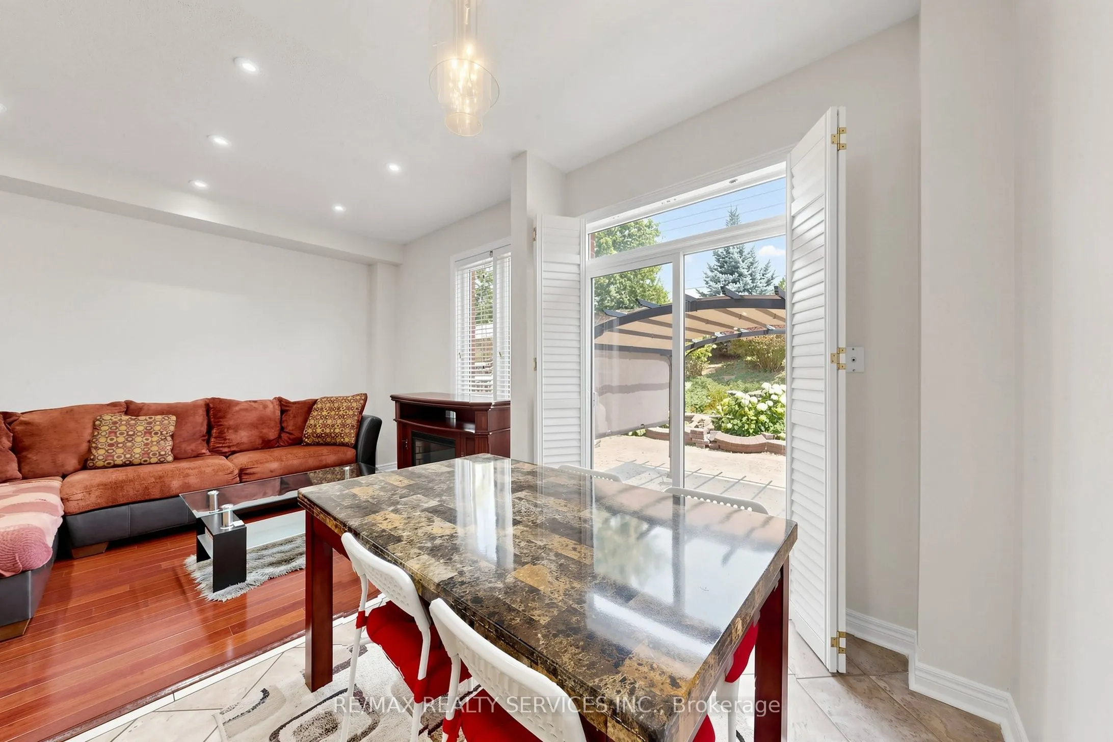 50 Rocky Point Crescent