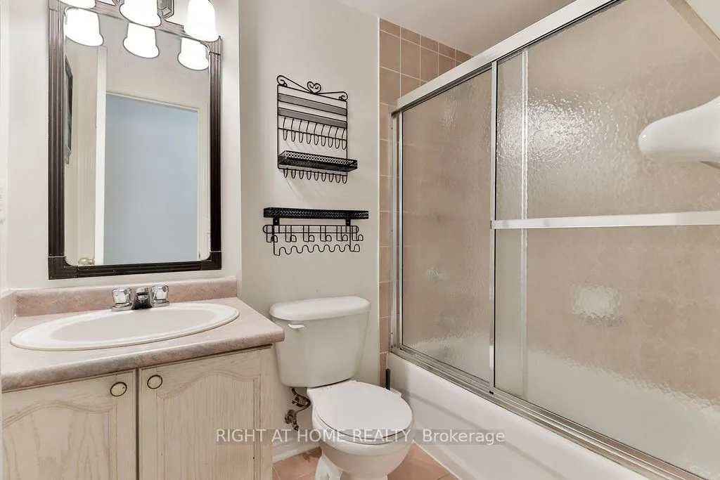 760 Lawrence Avenue W #132