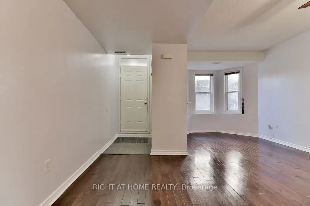 760 Lawrence Avenue W #132