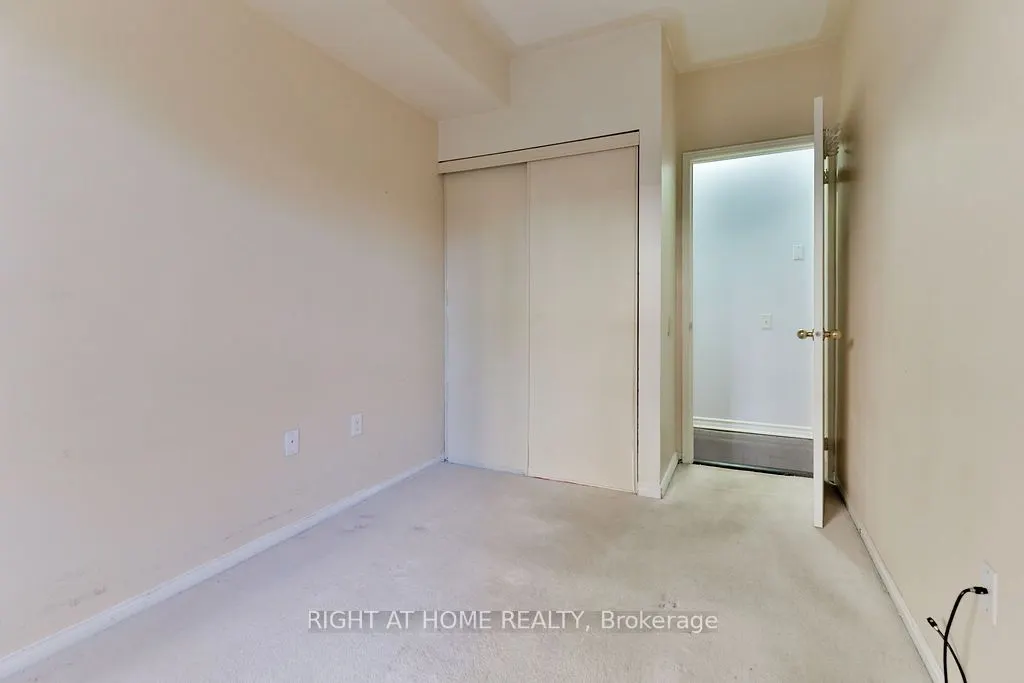 760 Lawrence Avenue W #132