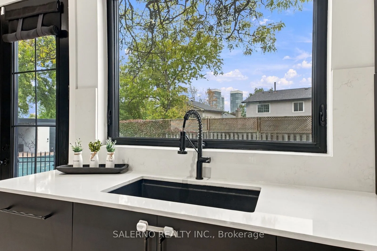 772 Banting Court