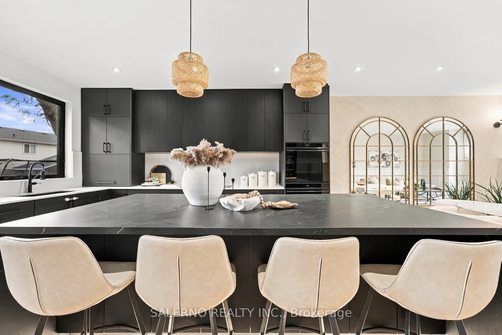 772 Banting Court