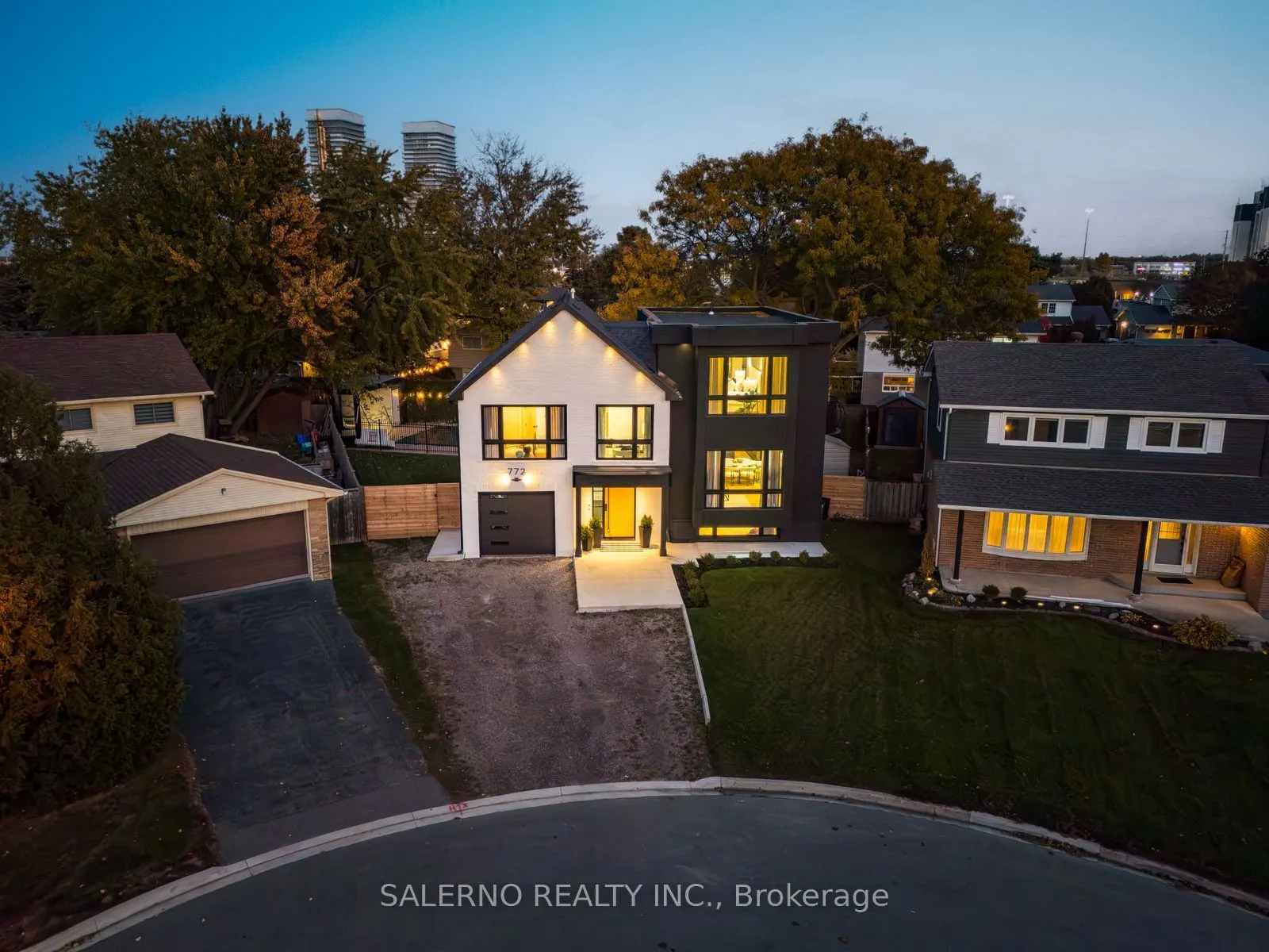 772 Banting Court