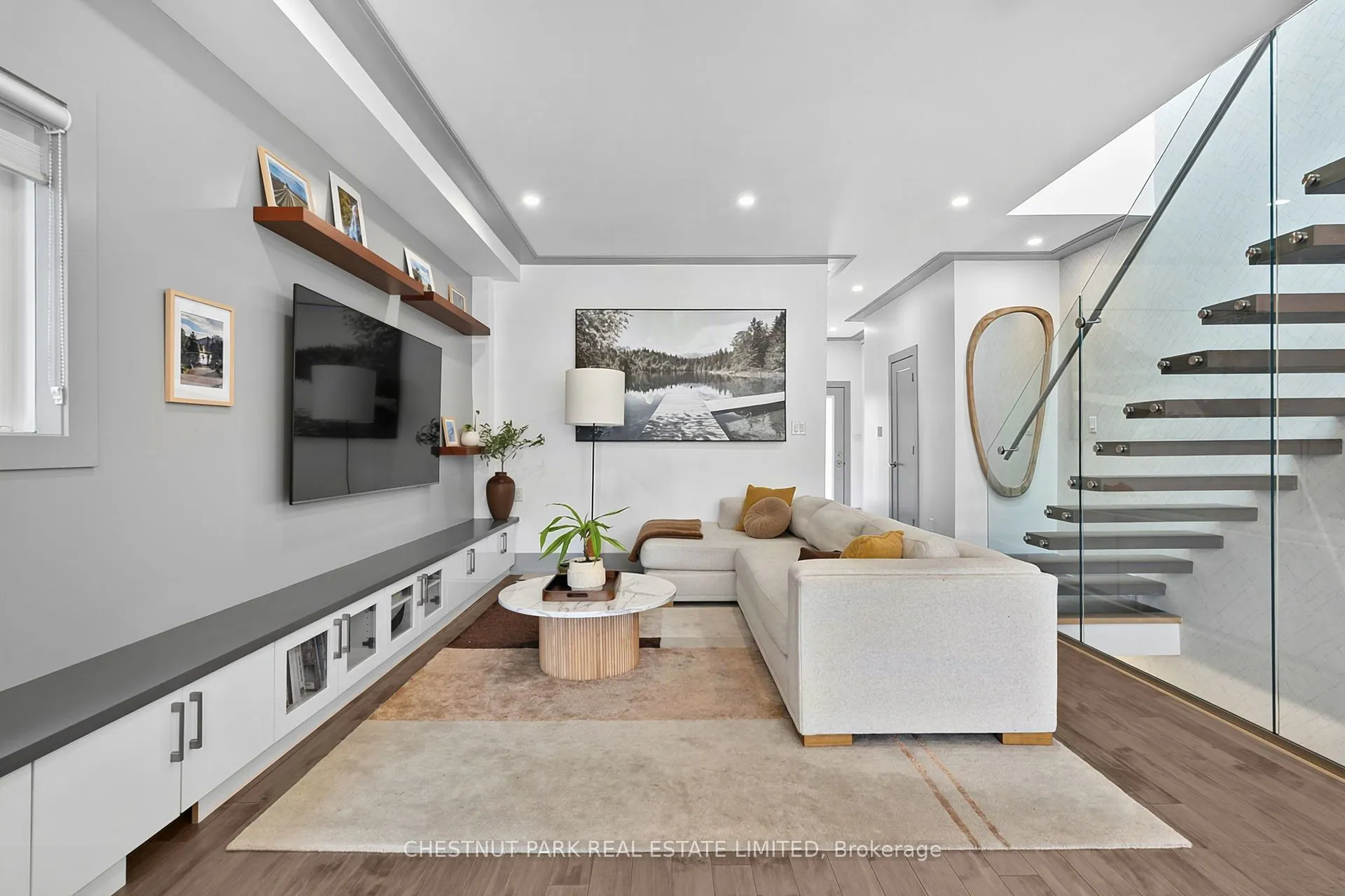 15 Nineteenth Street
