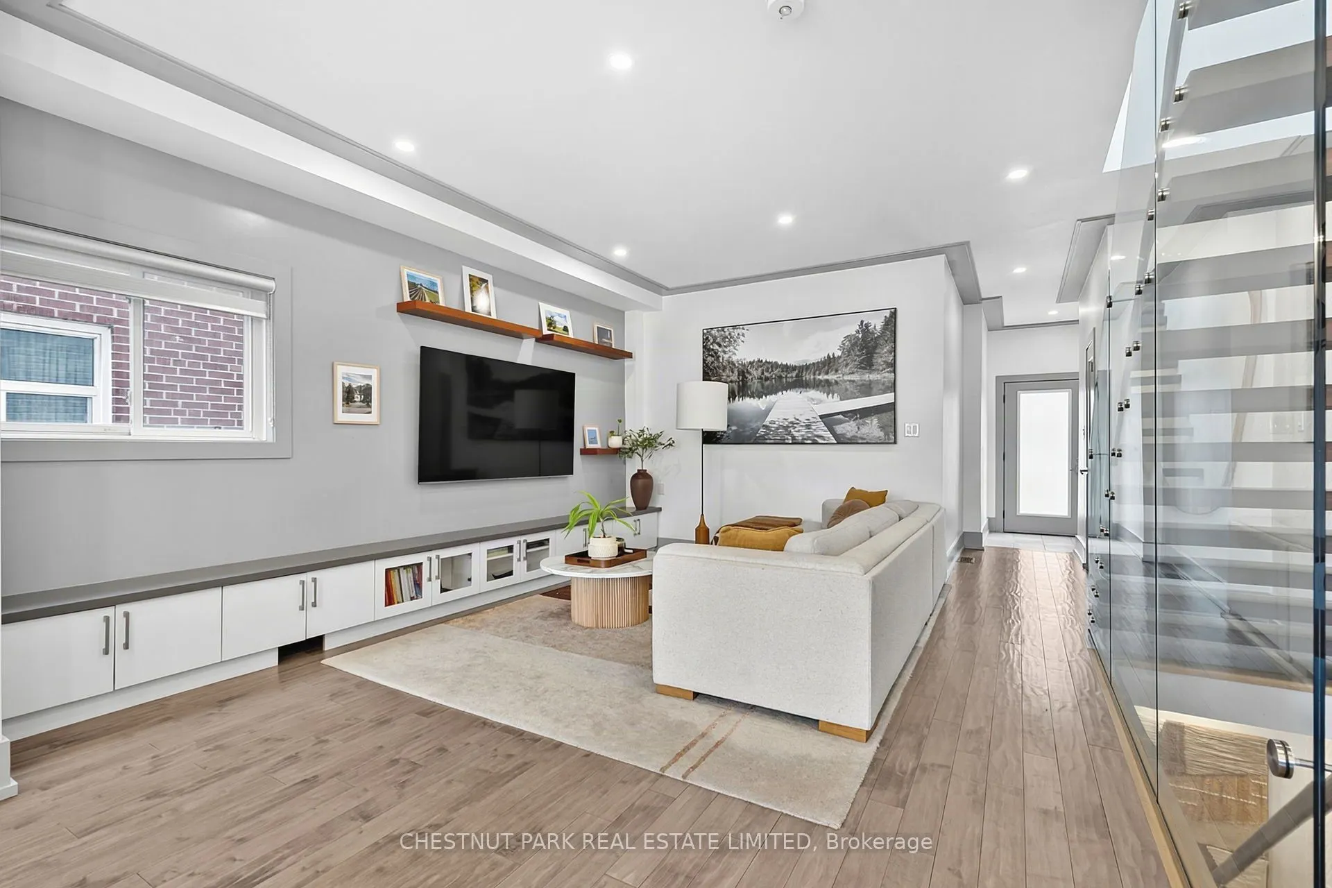 15 Nineteenth Street