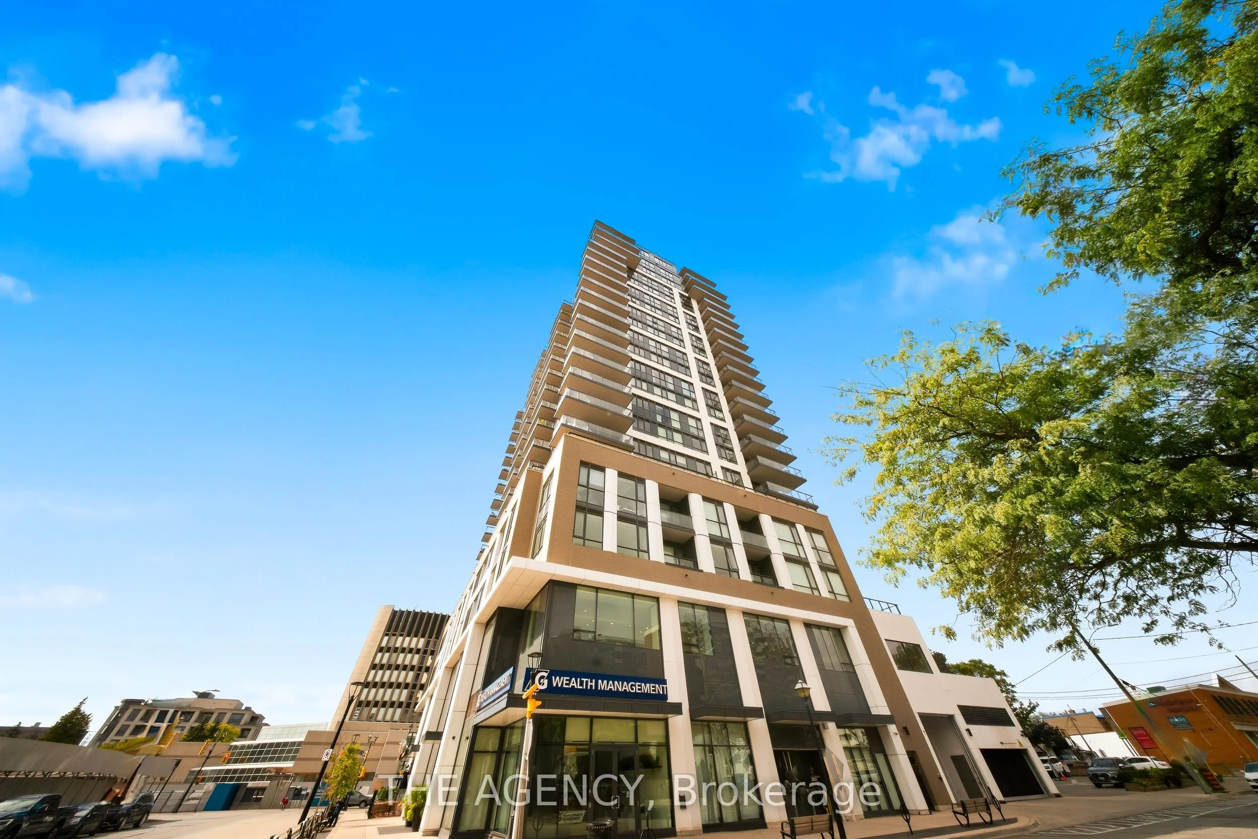 2007 James Street #2201
