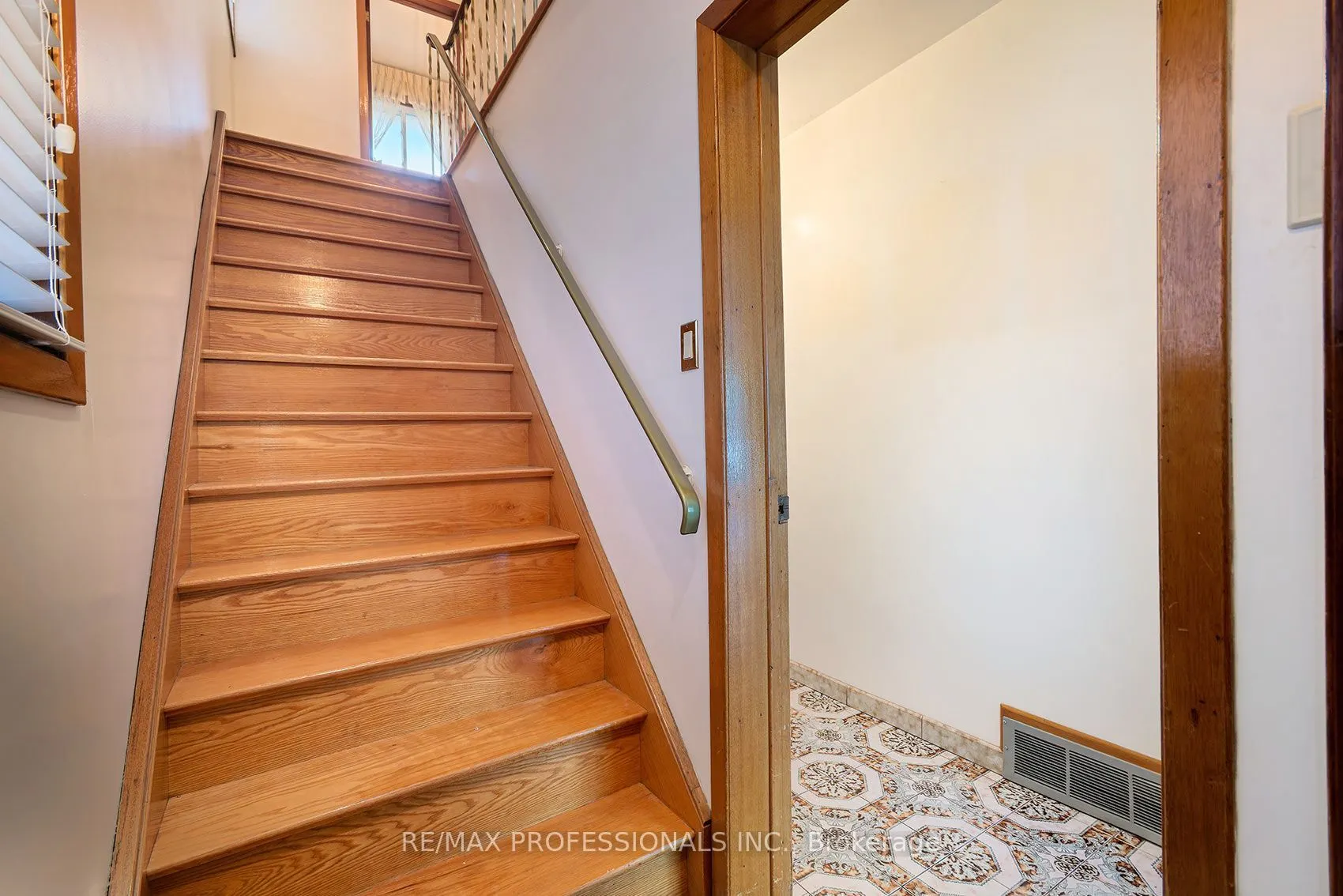 61 Rosemeade Avenue