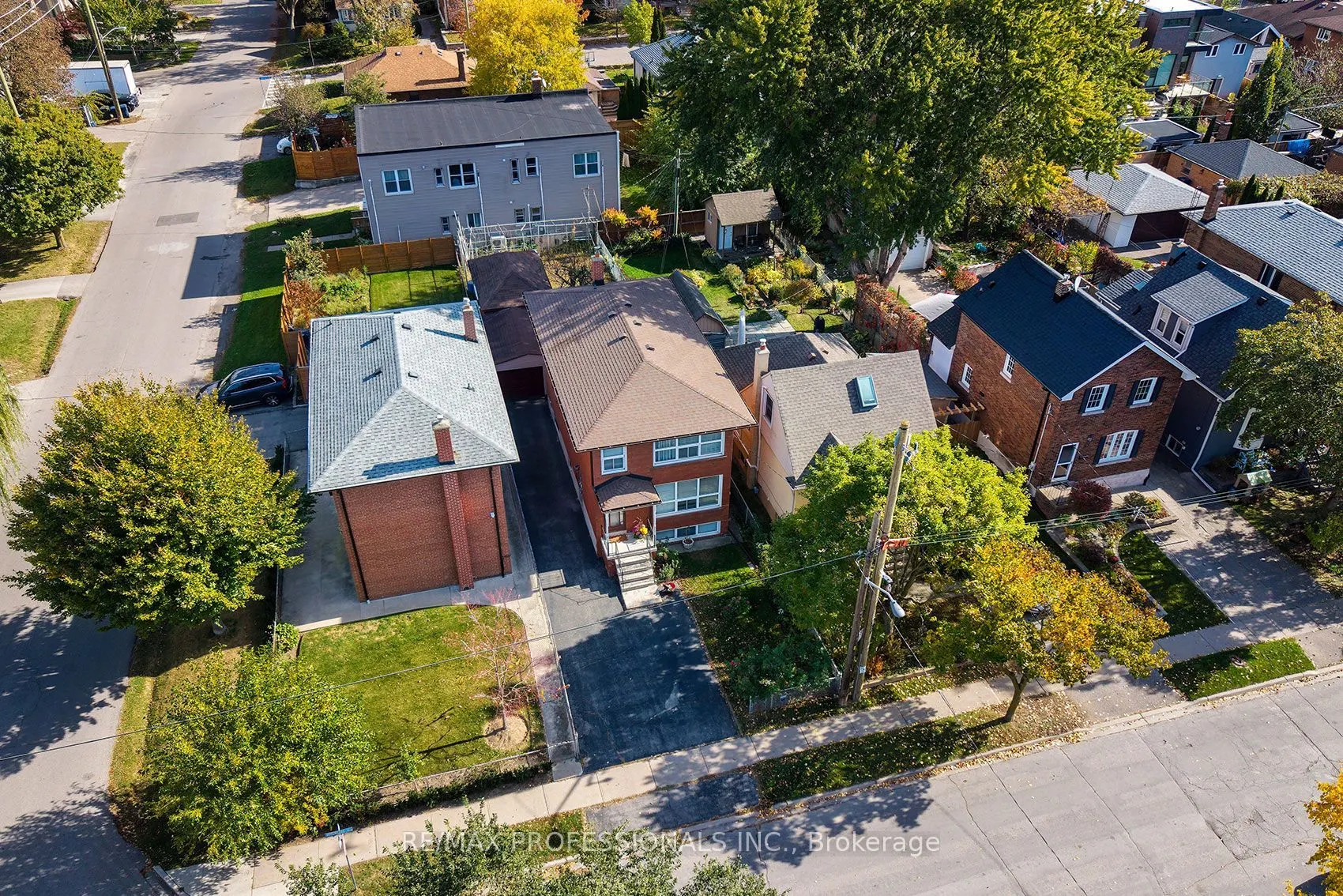 61 Rosemeade Avenue