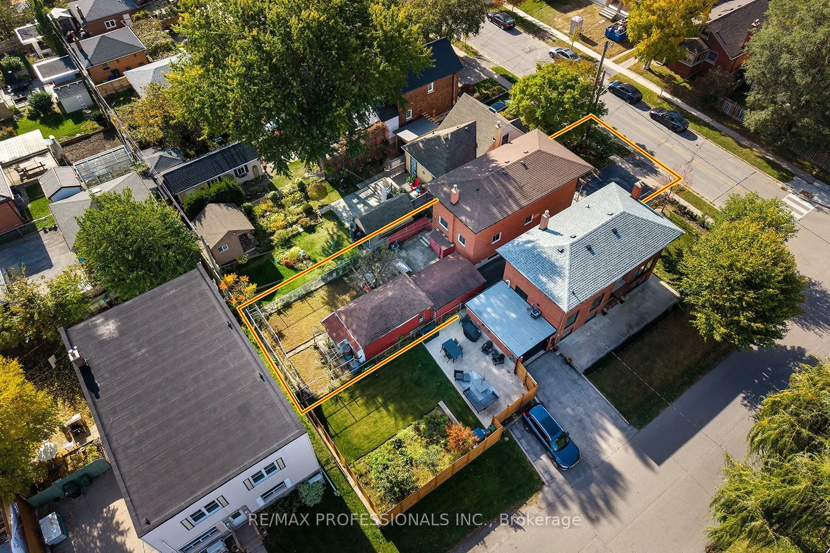 61 Rosemeade Avenue