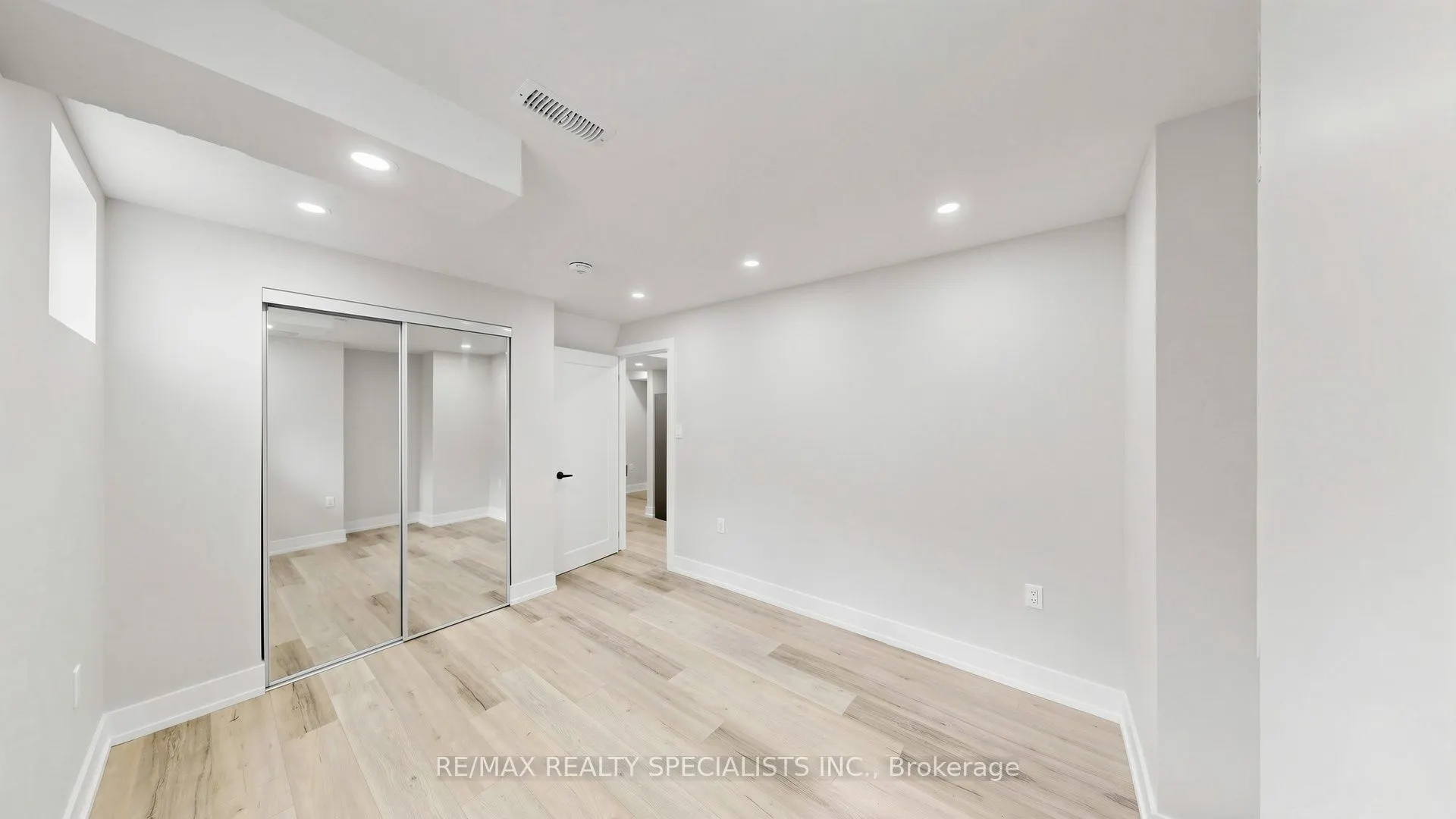 848 Sumac Crescent #BSMT