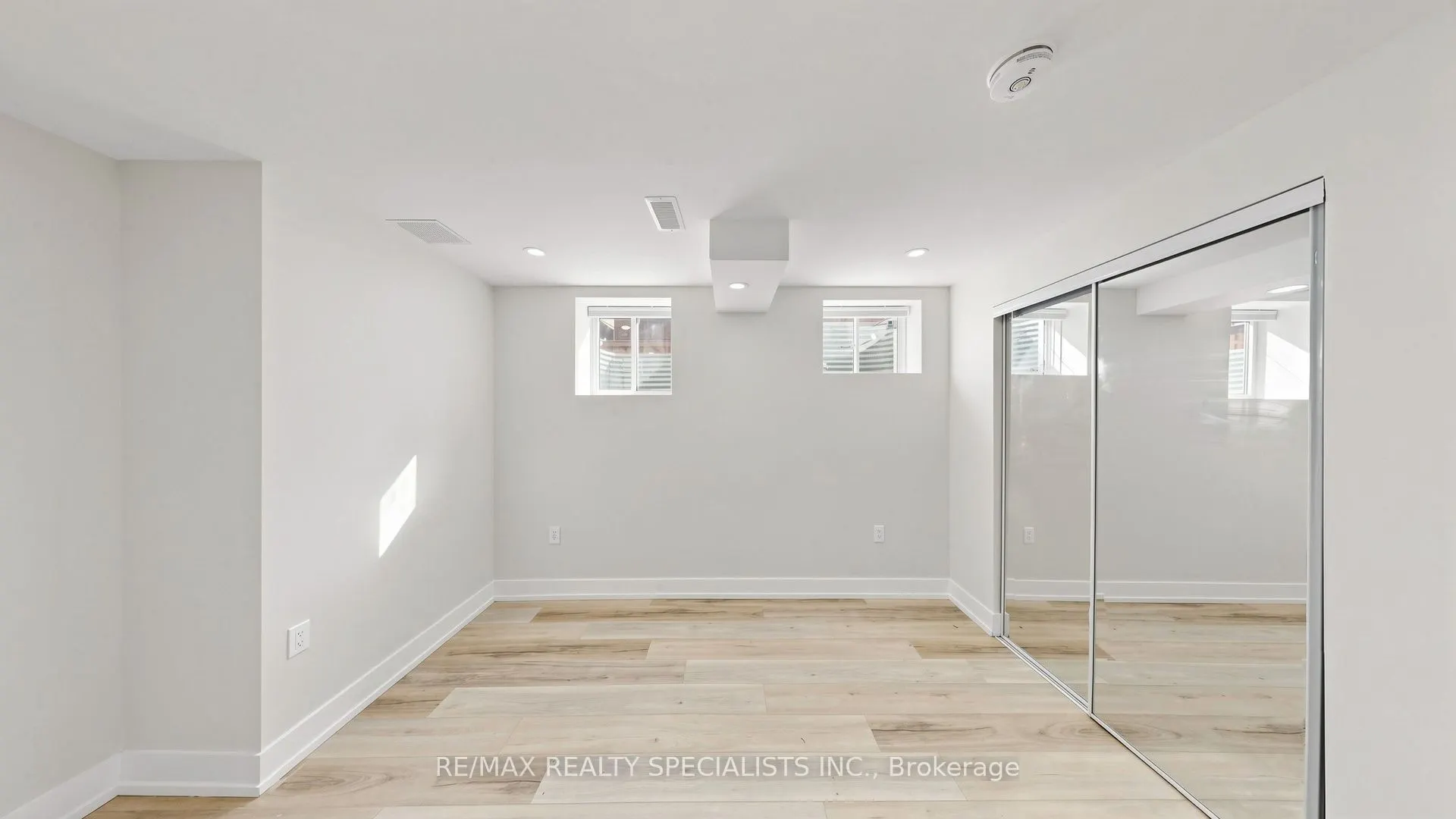 848 Sumac Crescent #BSMT