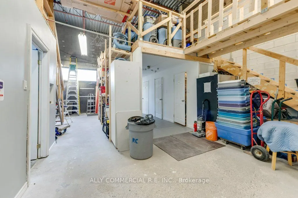 955 Wilson Avenue #15