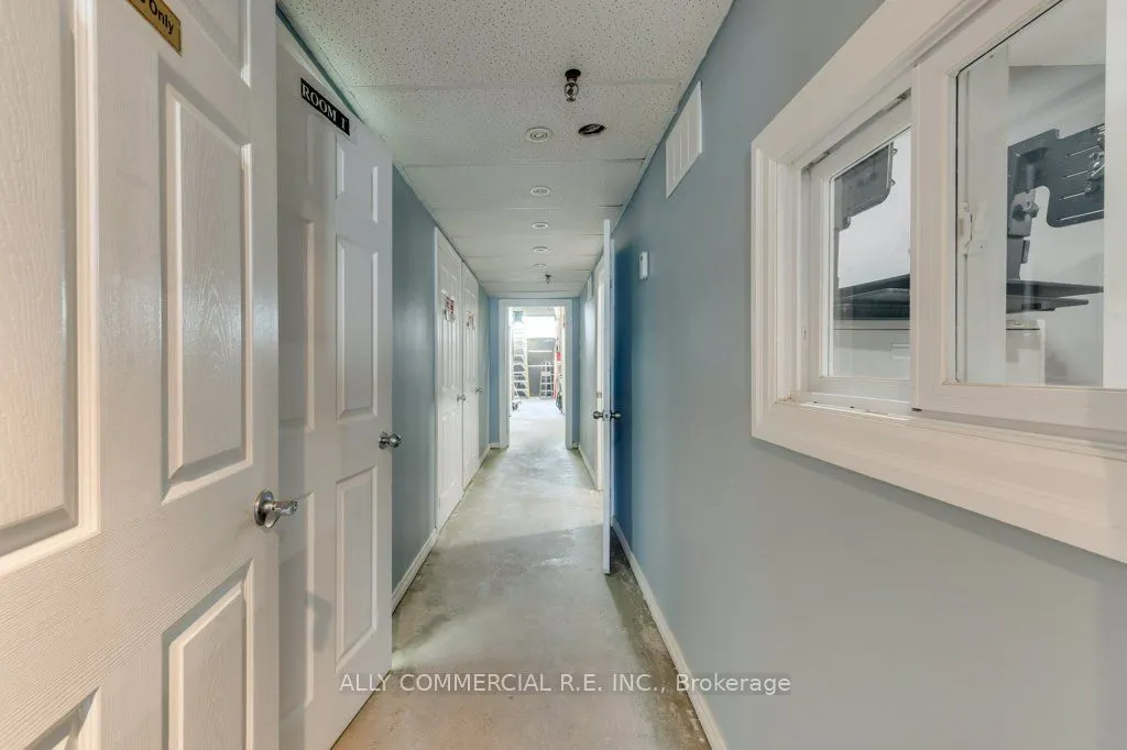 955 Wilson Avenue #15