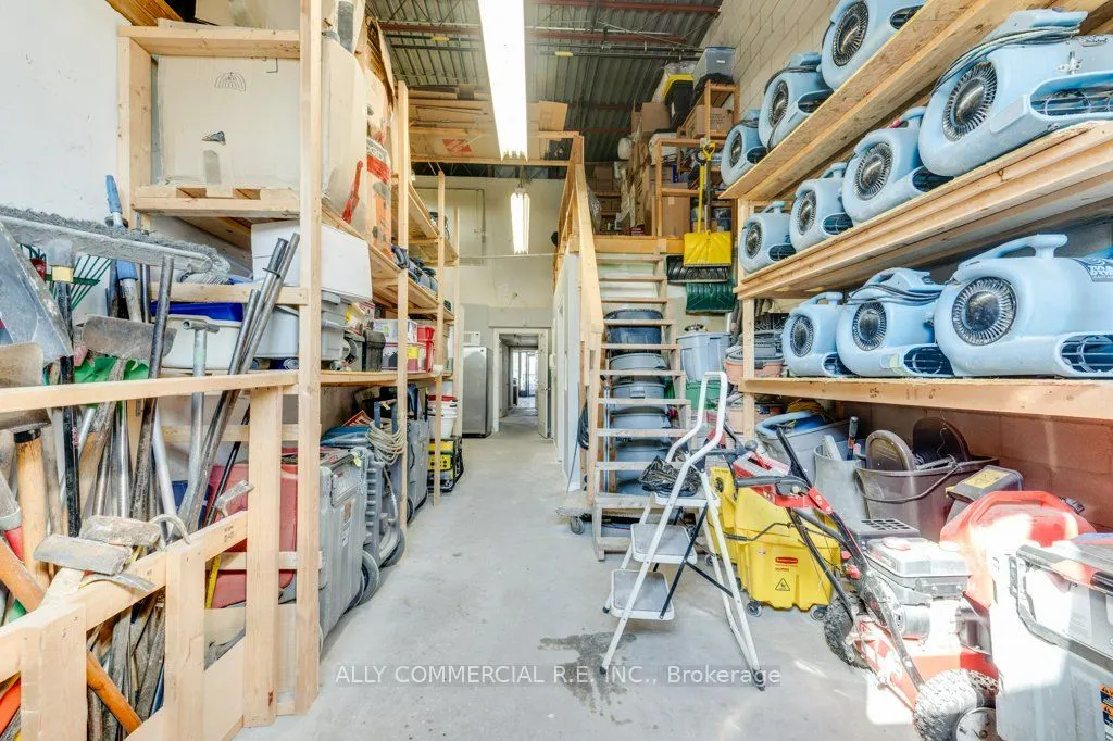 955 Wilson Avenue #15