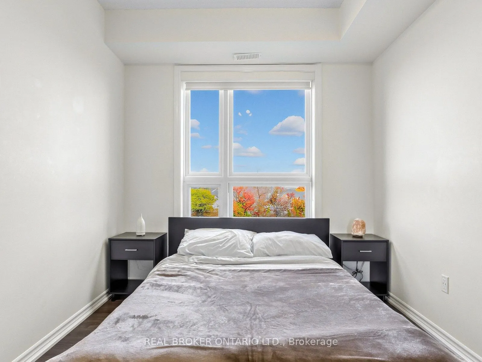 640 Sauve Street #305