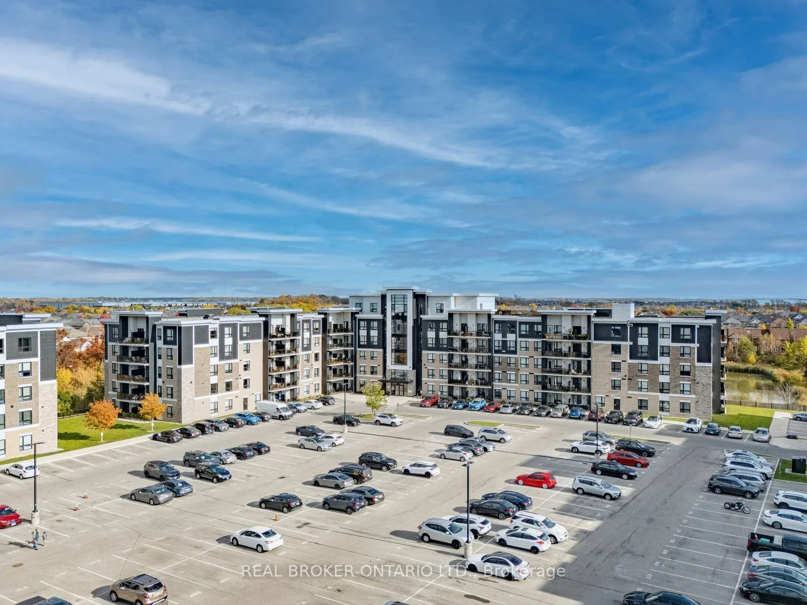 640 Sauve Street #305
