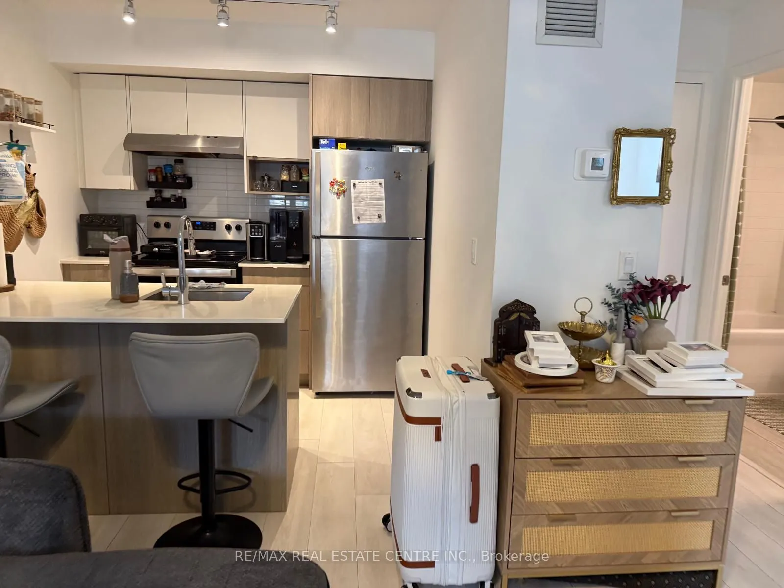 1137 Cooke Boulevard #214