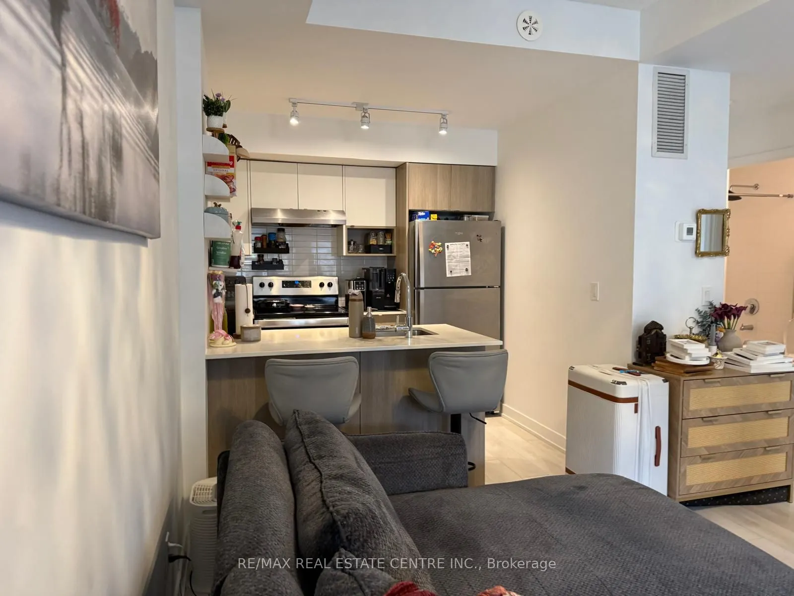 1137 Cooke Boulevard #214