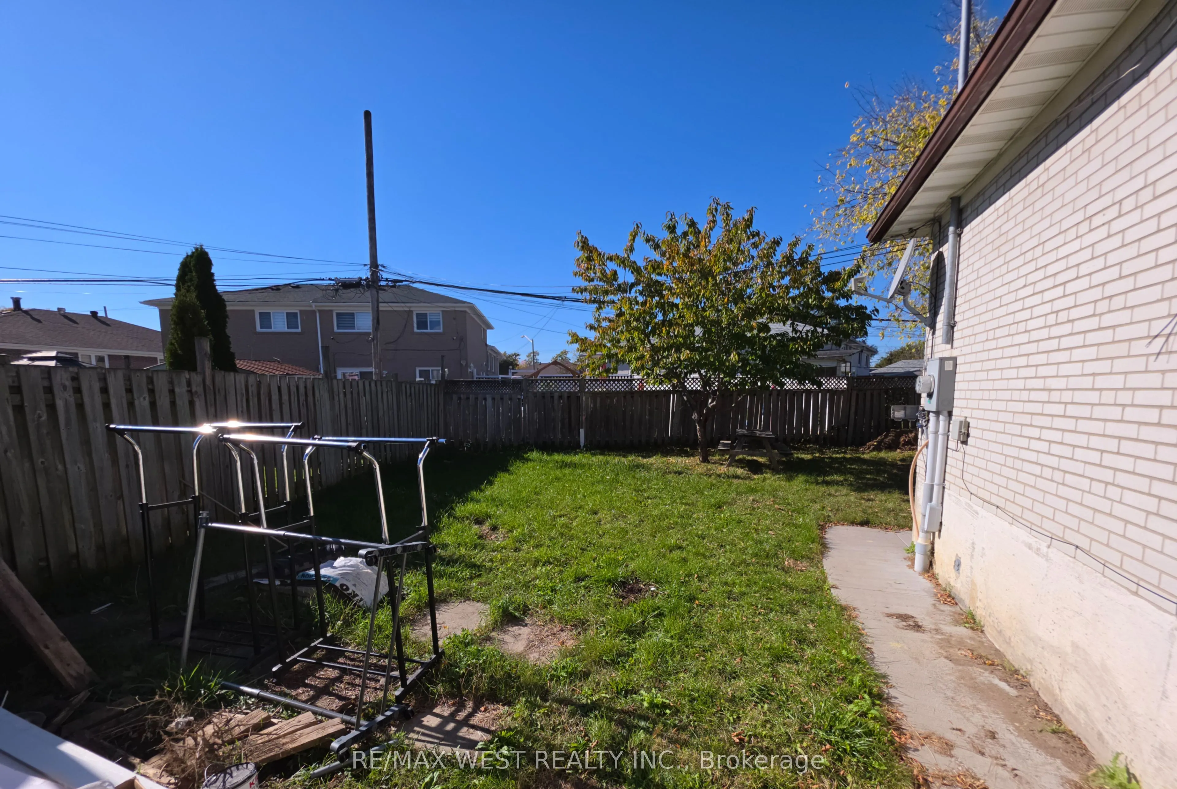 14 Melpham Court
