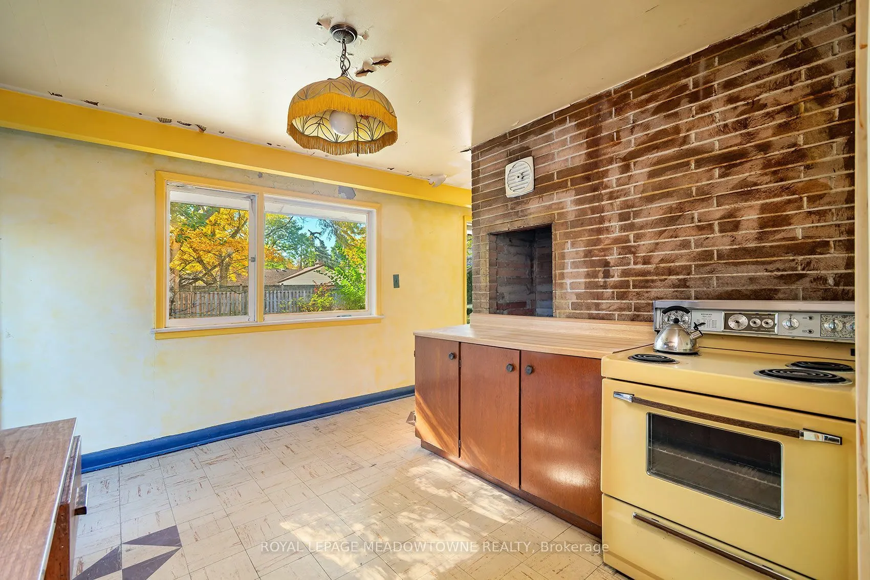 112 Vista Boulevard