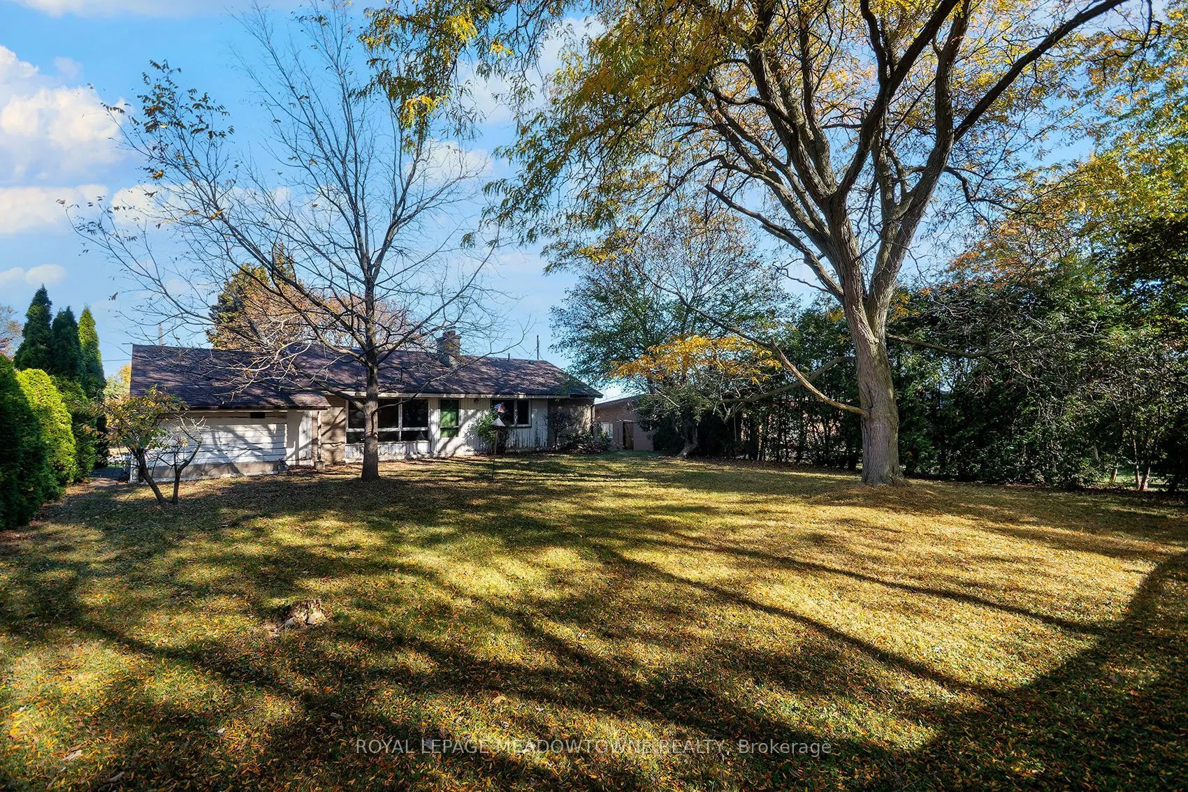 112 Vista Boulevard