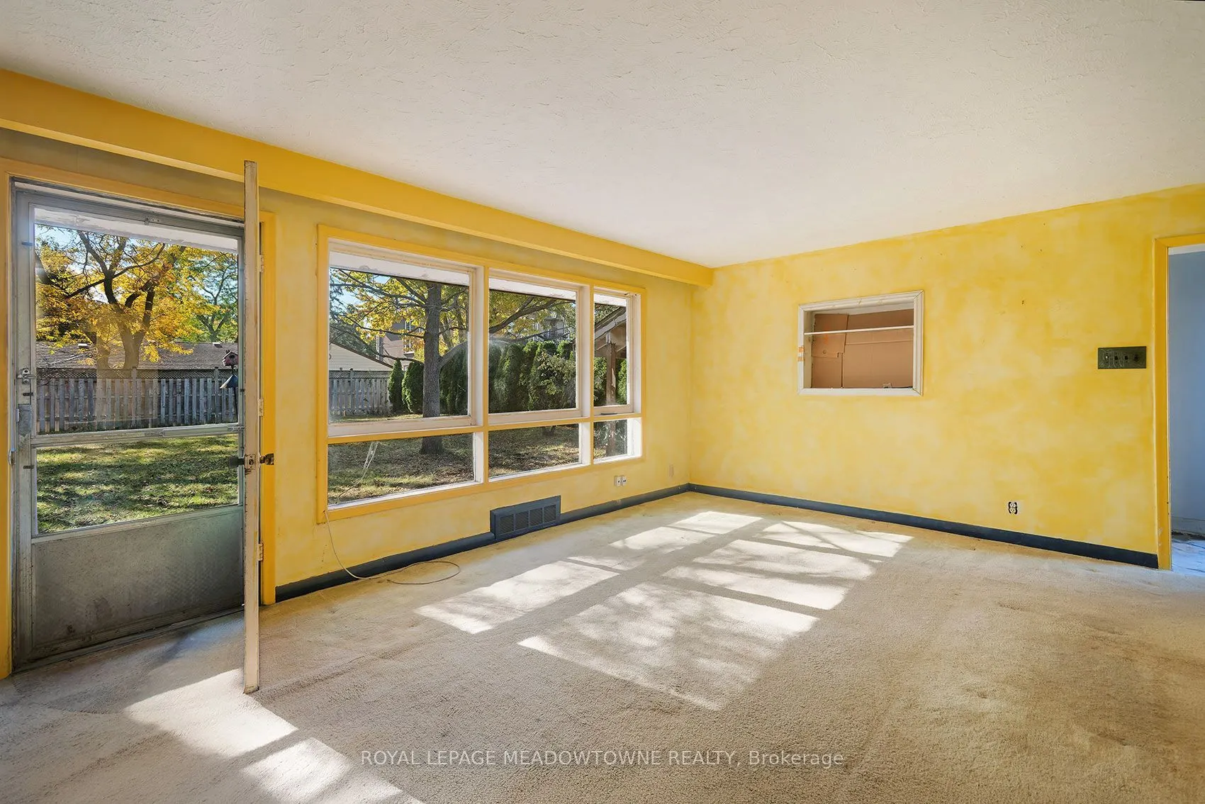 112 Vista Boulevard