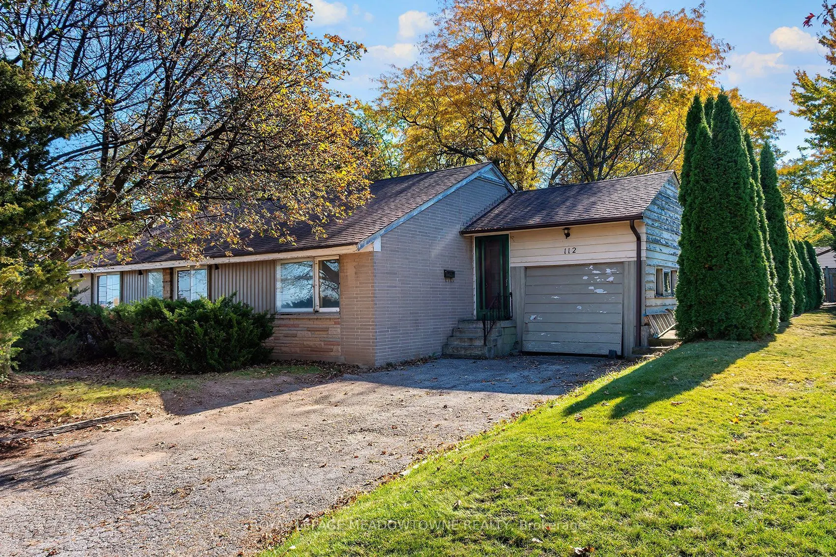 112 Vista Boulevard