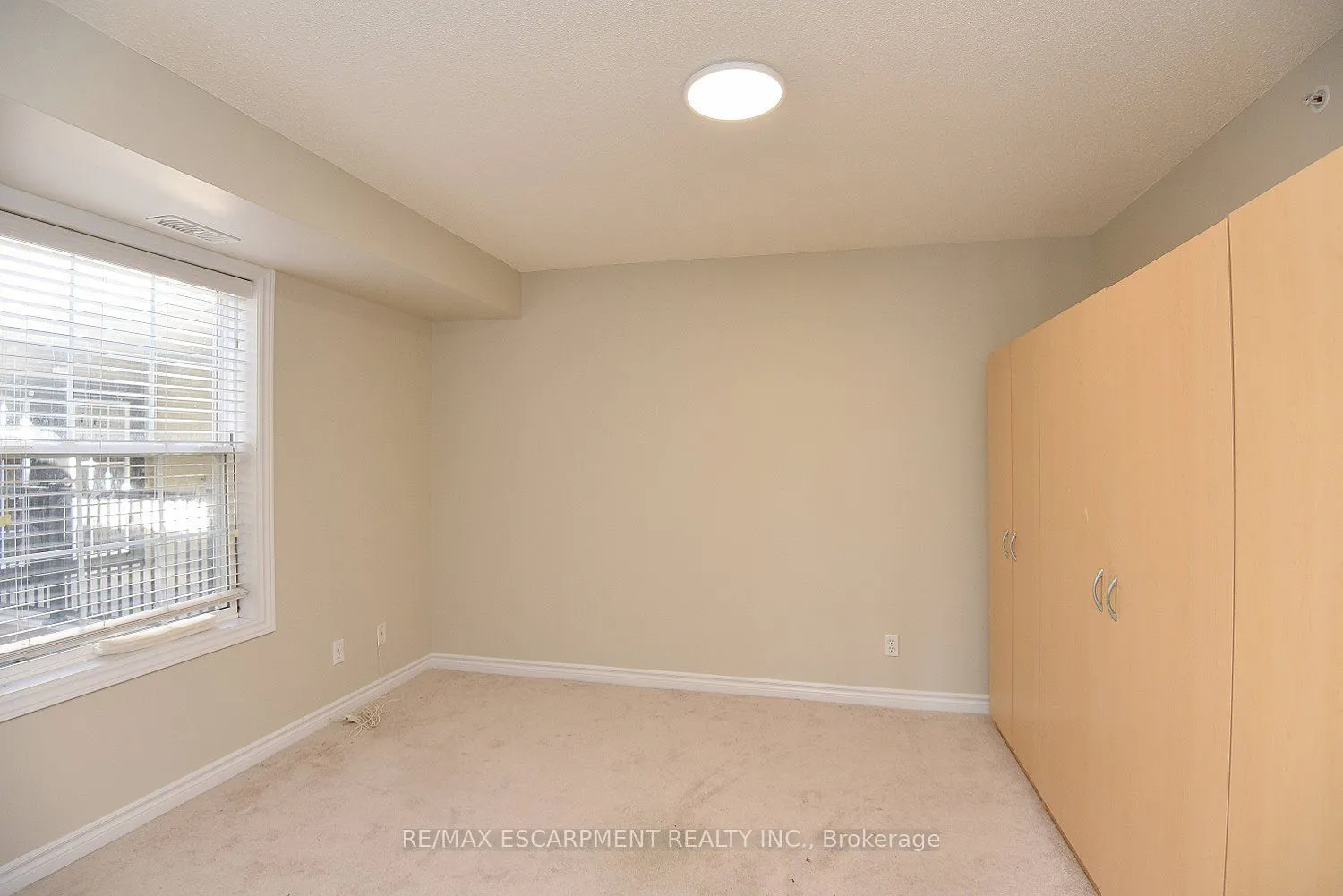 2085 Appleby Line #412