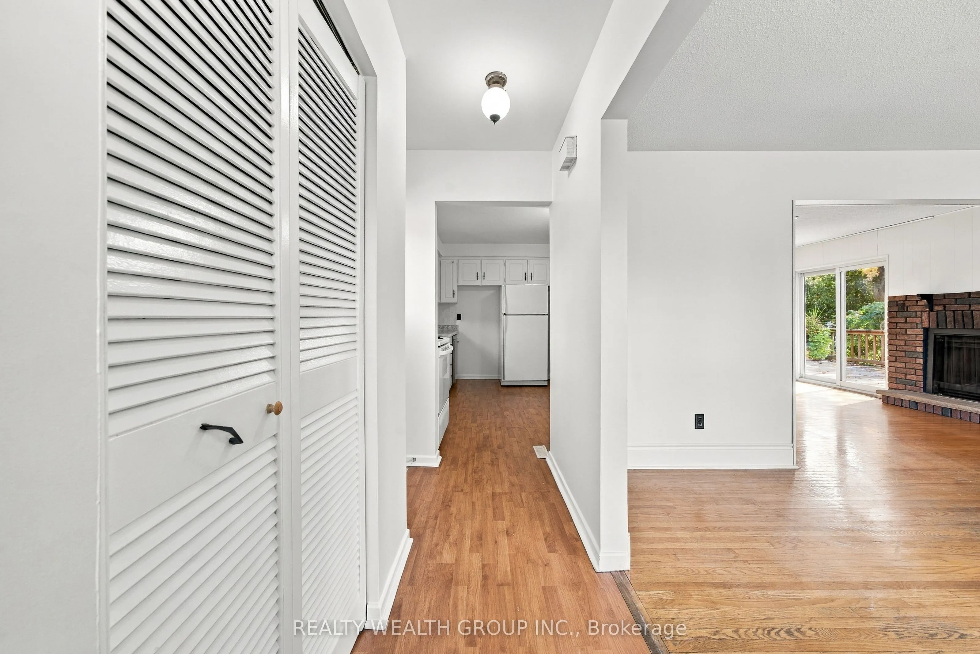 10 Flavian Court