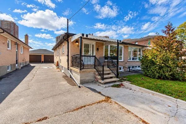 21 Neames Crescent
