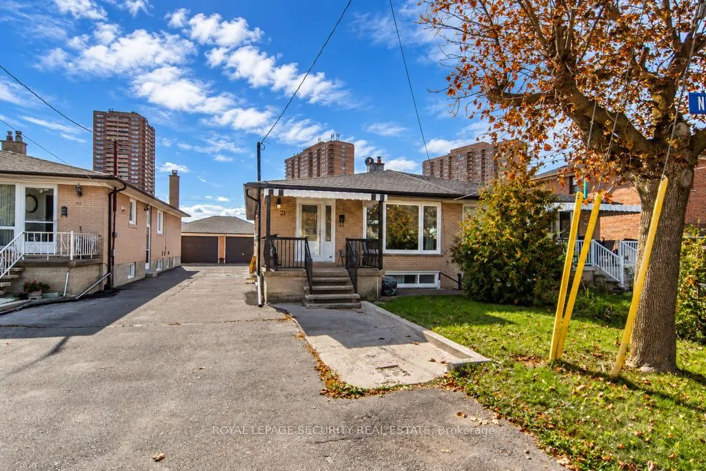 21 Neames Crescent