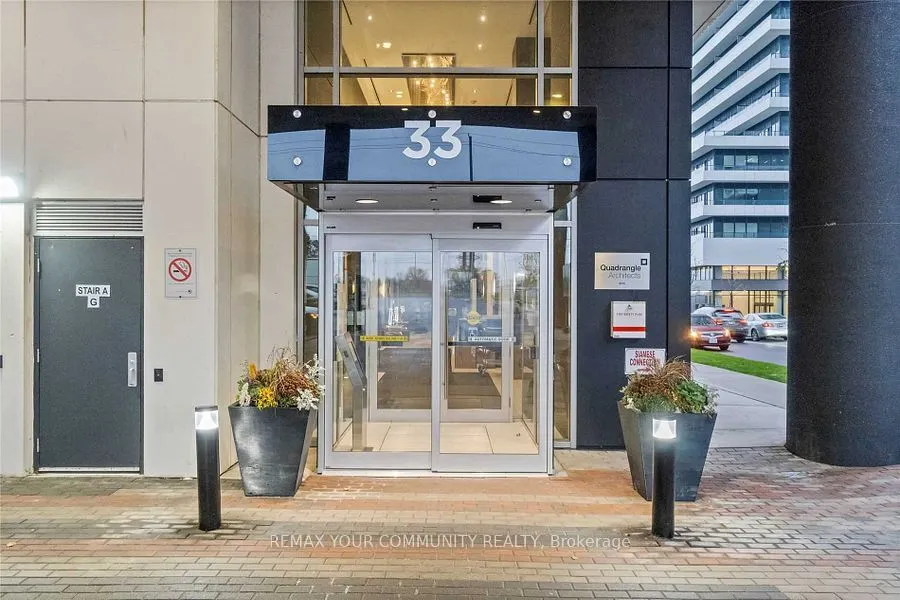 33 Shore Breeze Drive #804