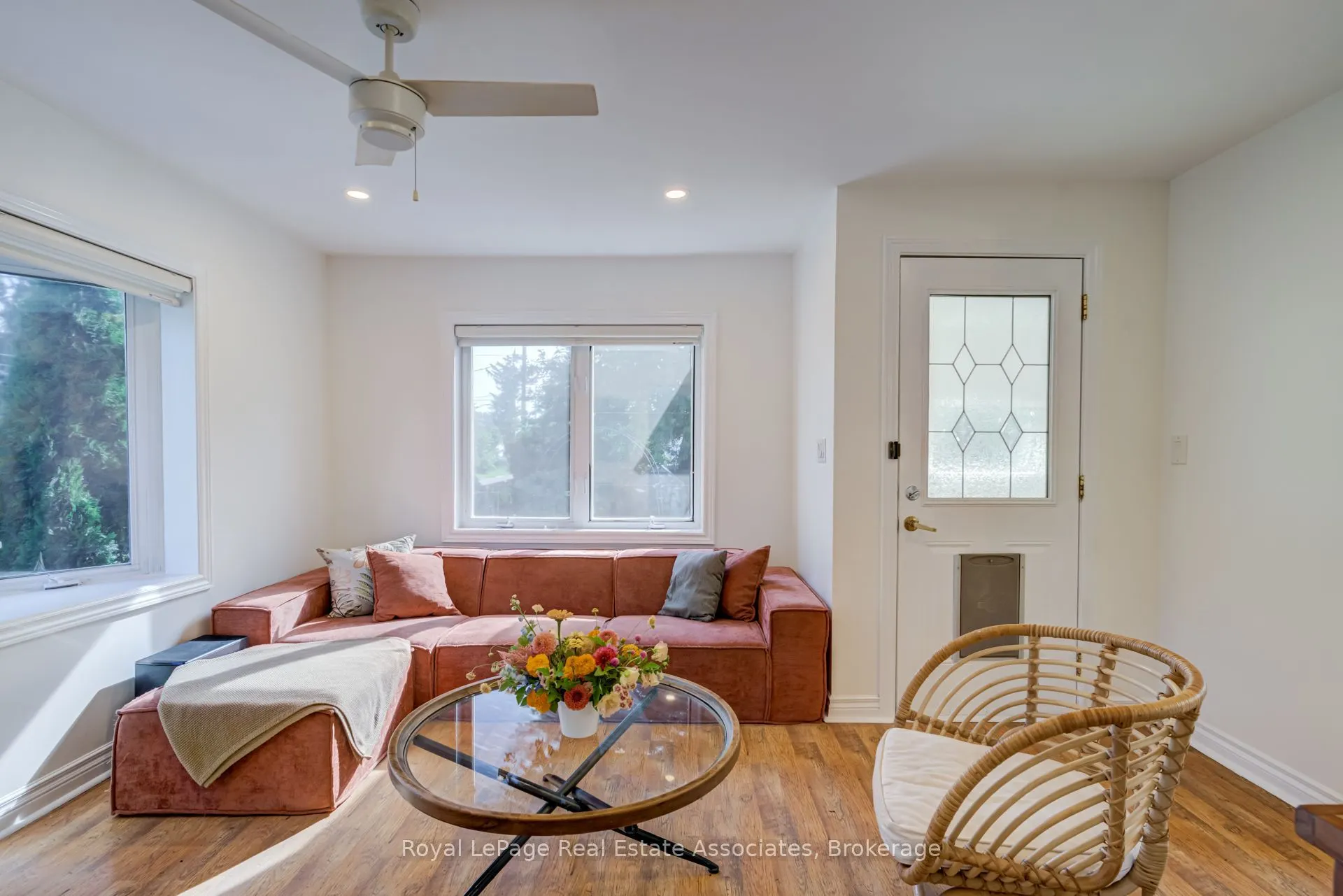 889 Third Street
