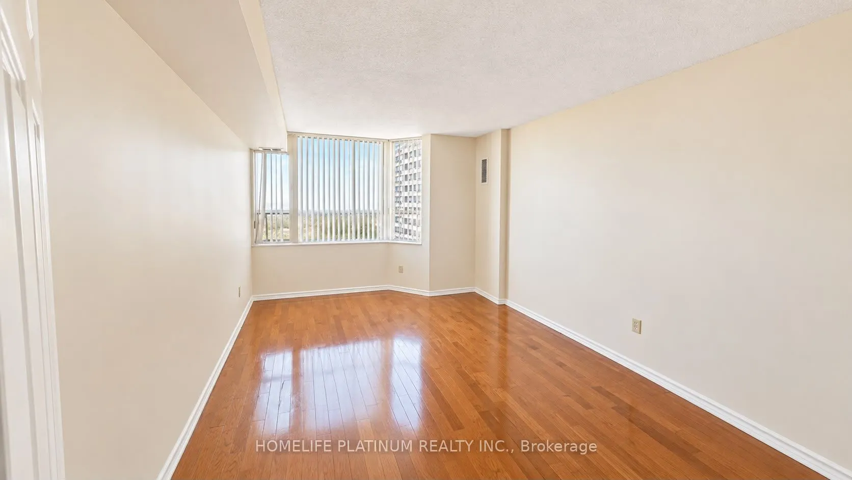 30 Malta Ave Avenue #1002