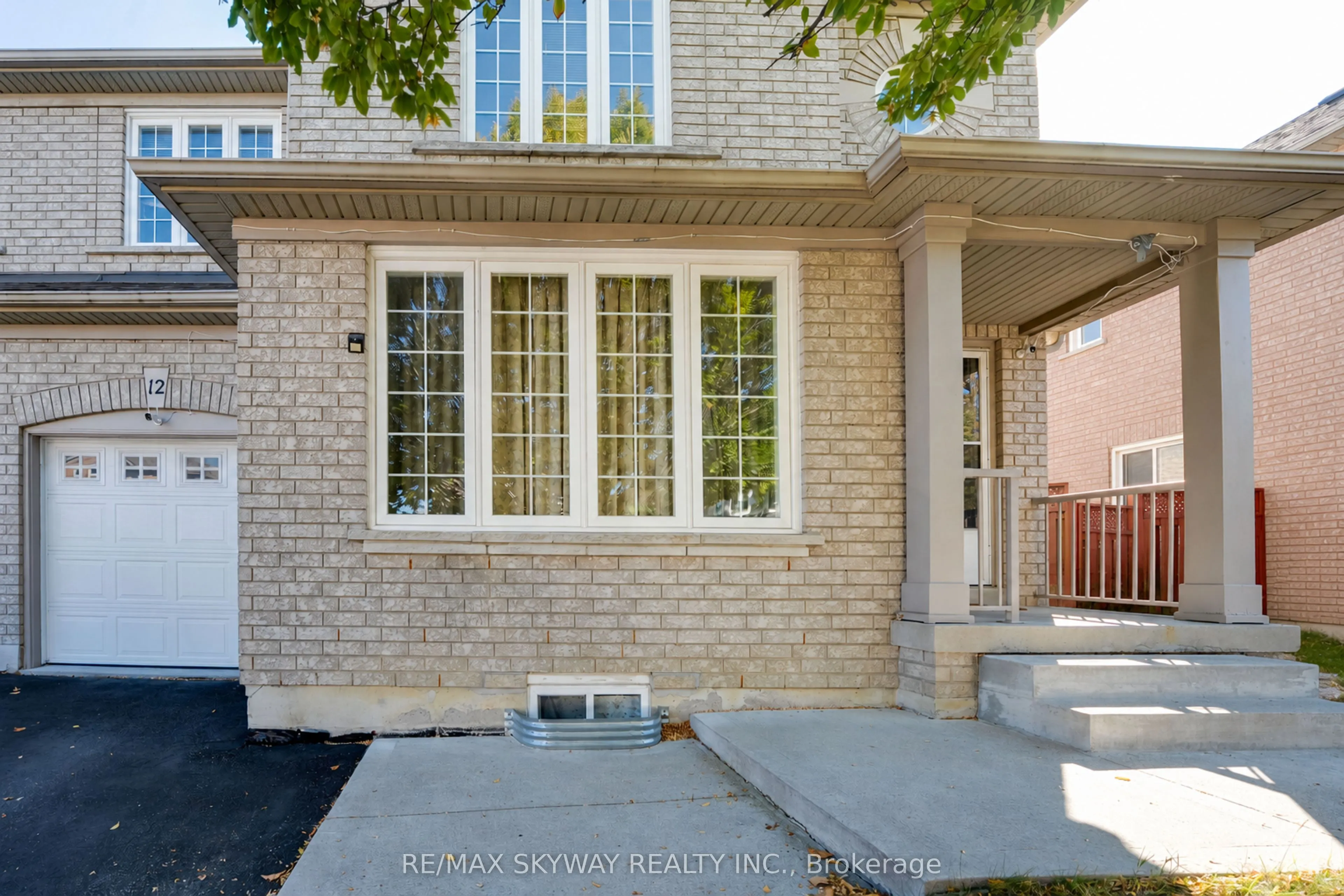 12 Barrier Reef Lane