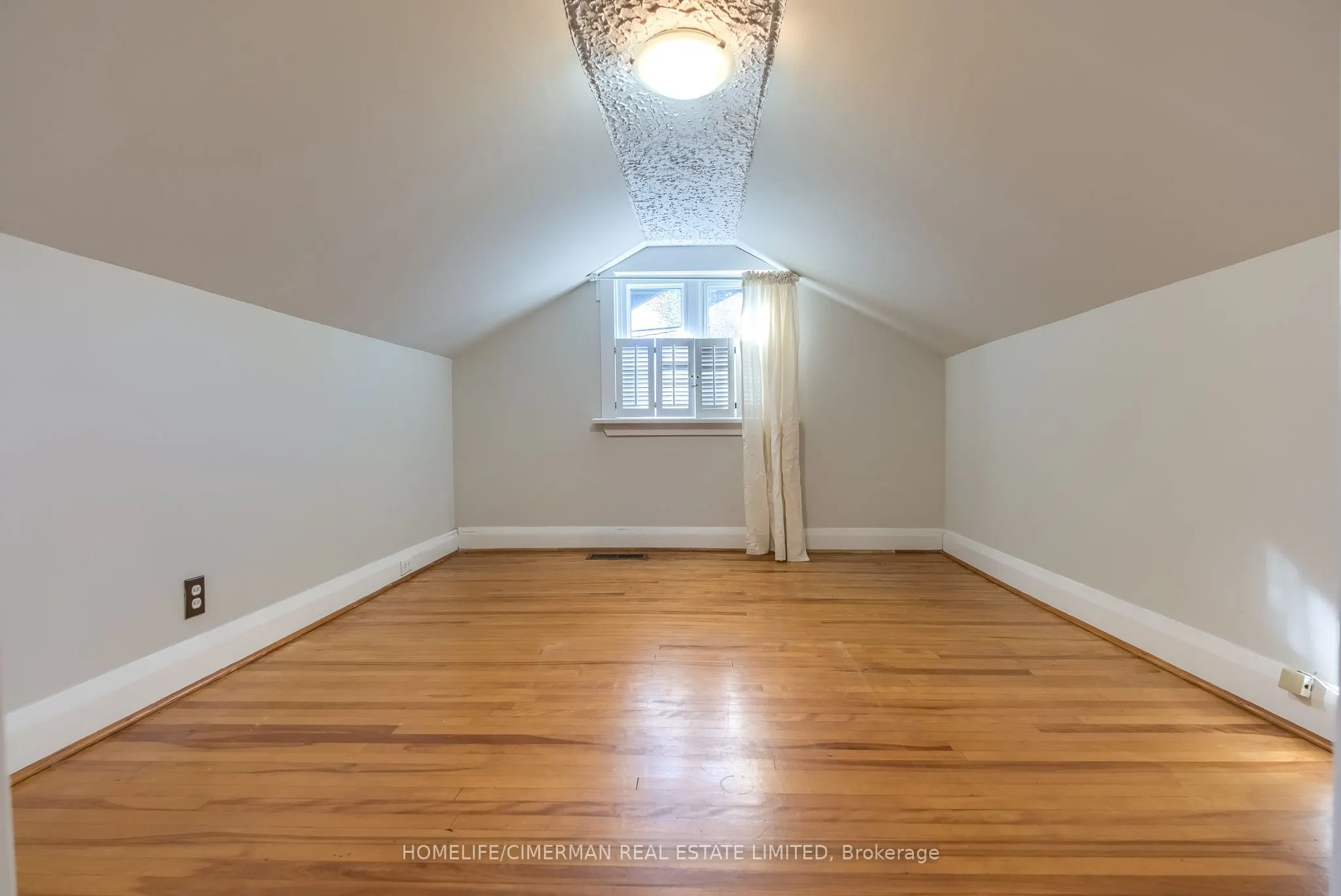 25 Thirty Ninth Street