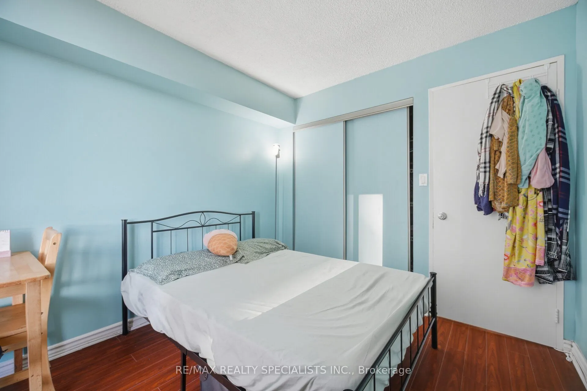 145 Hillcrest Avenue #813