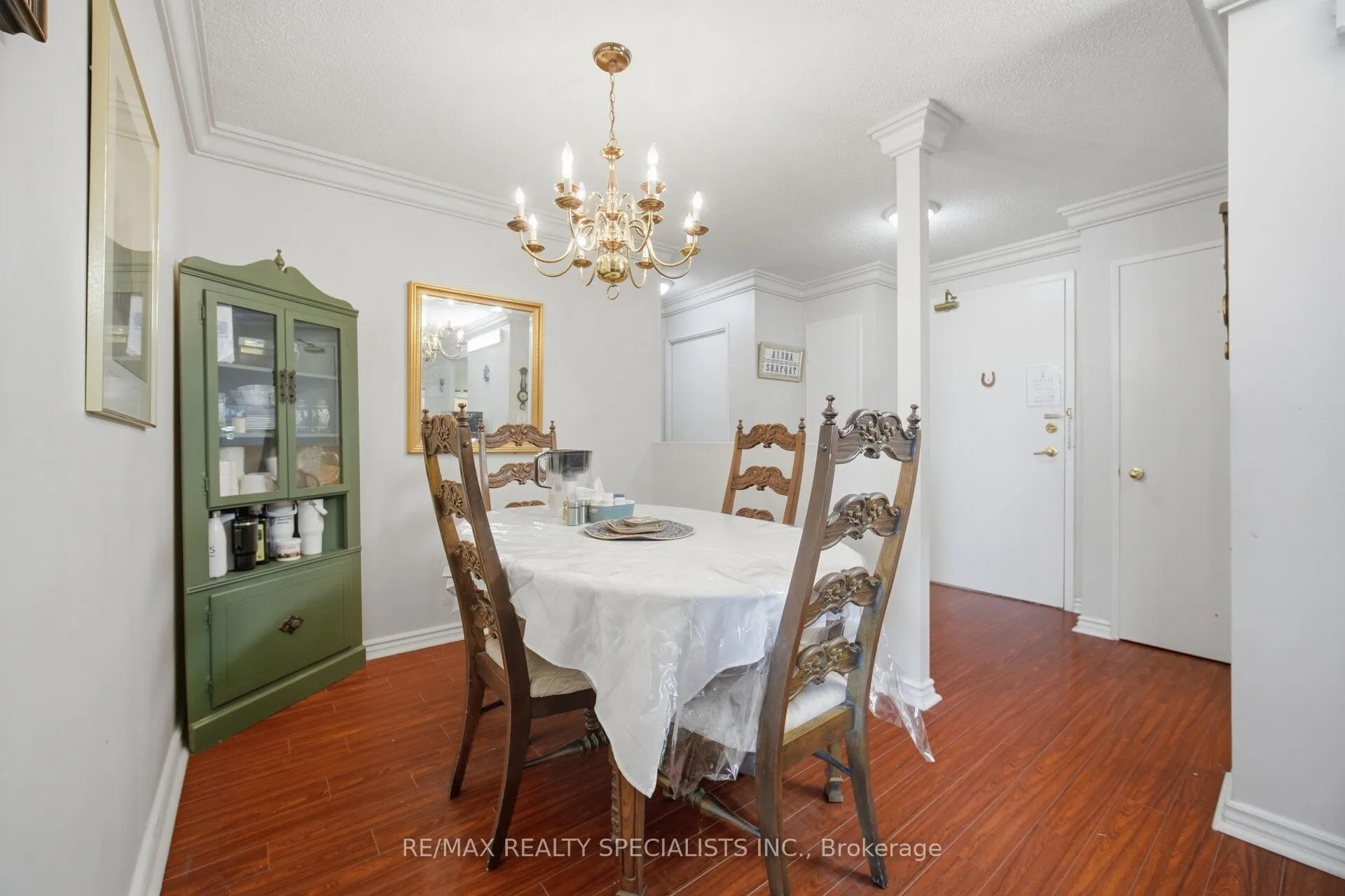 145 Hillcrest Avenue #813