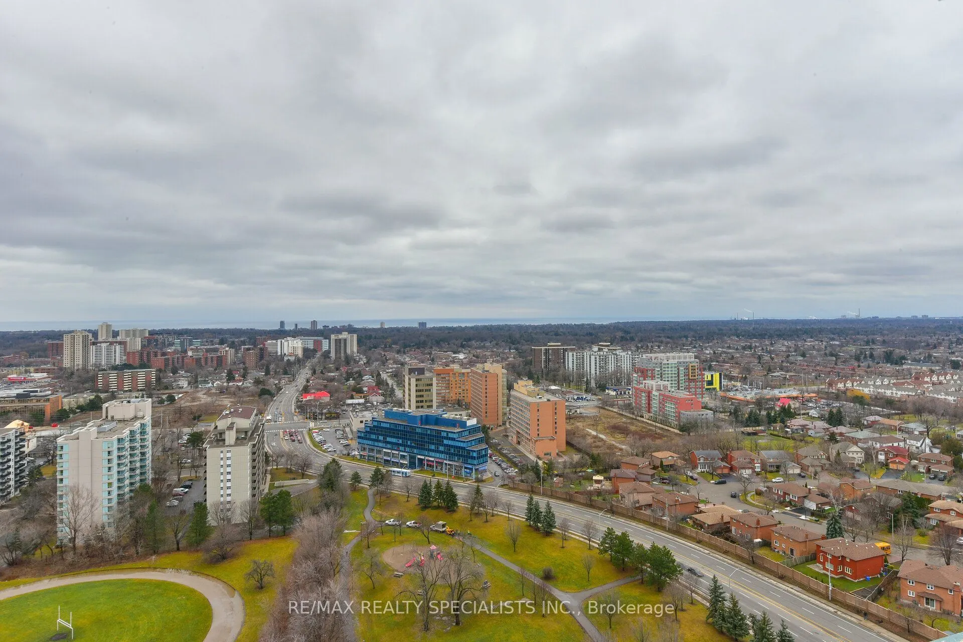 145 Hillcrest Avenue #813