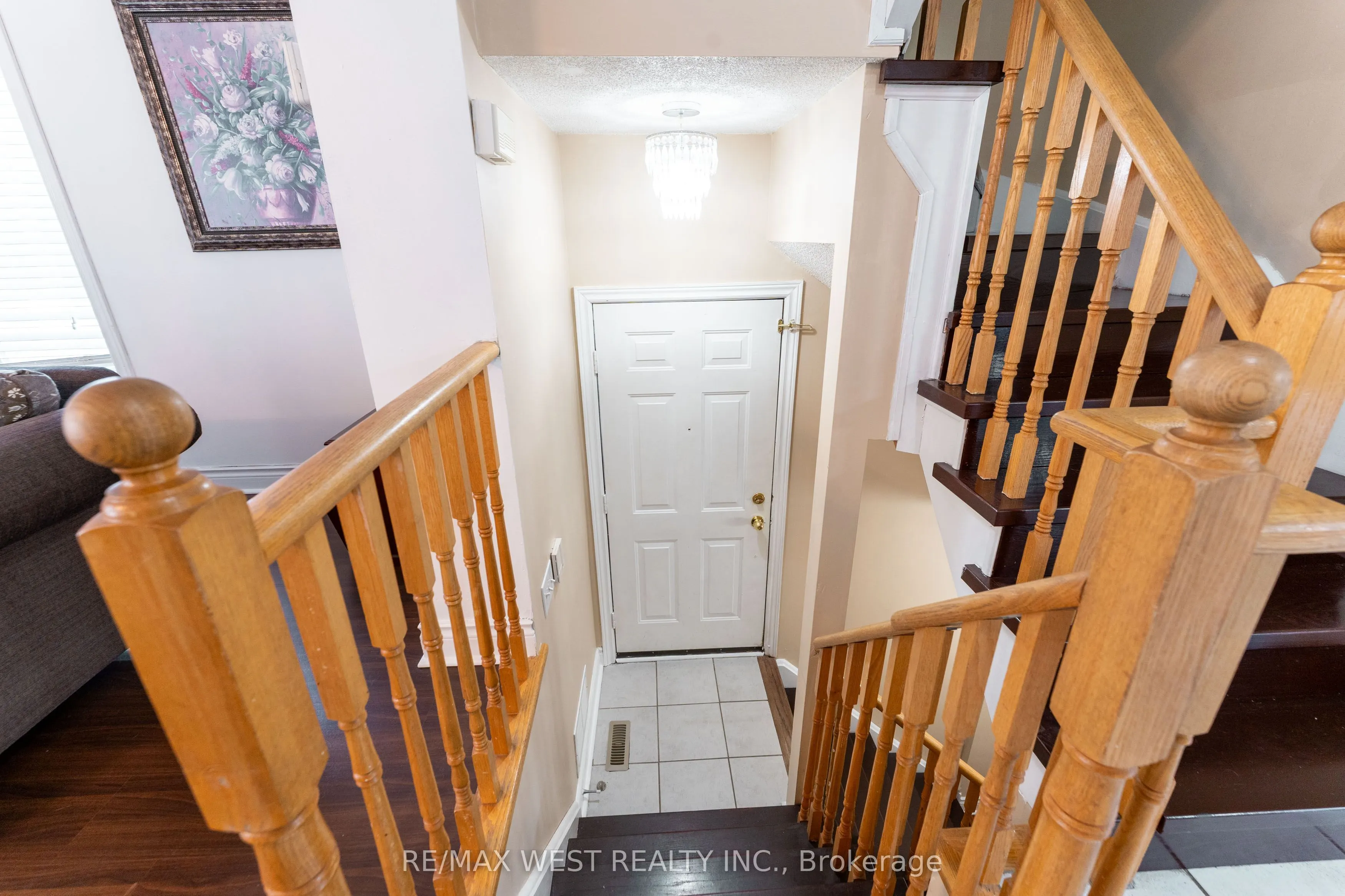 3073 Cook Street #27