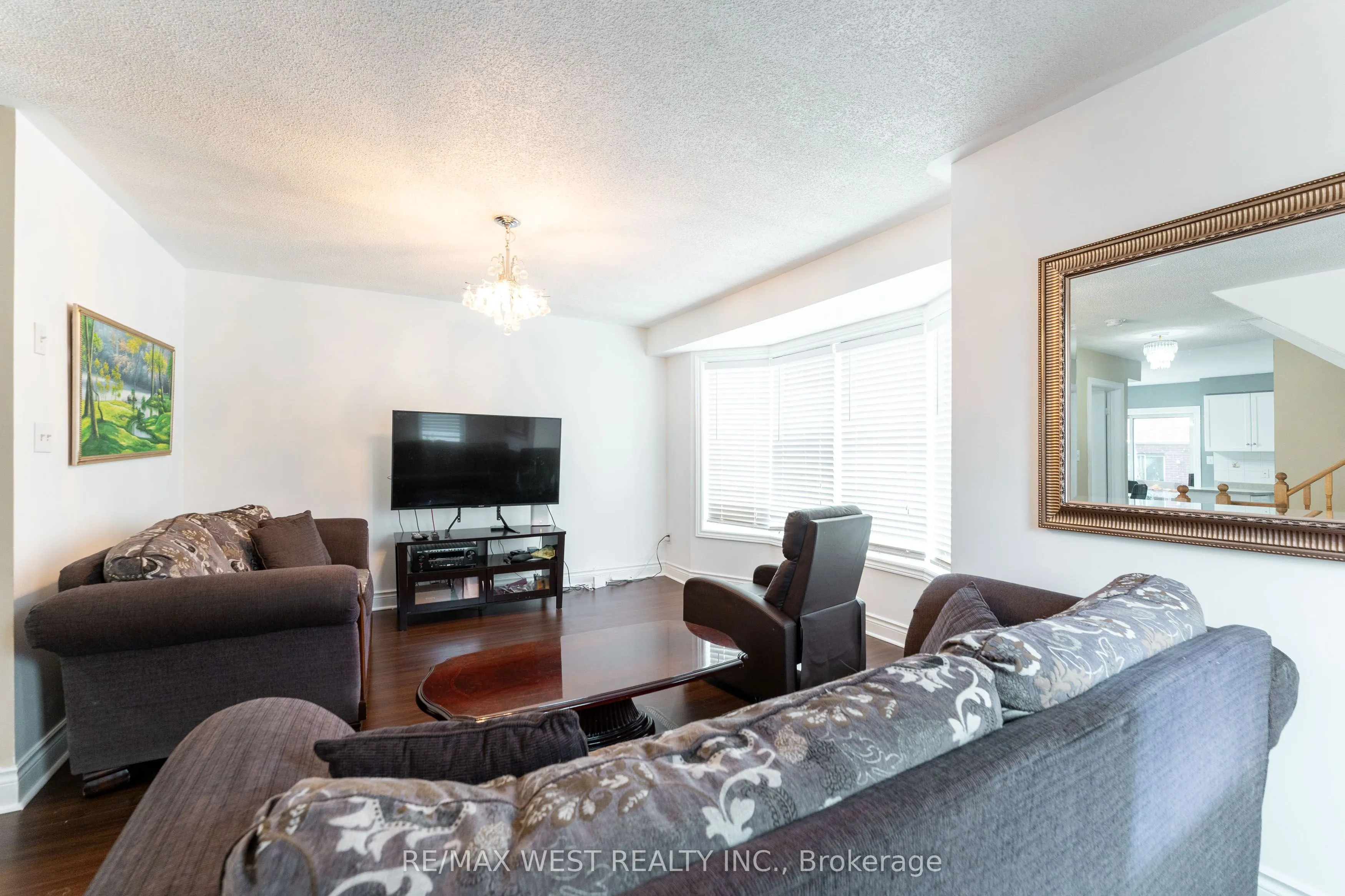 3073 Cook Street #27