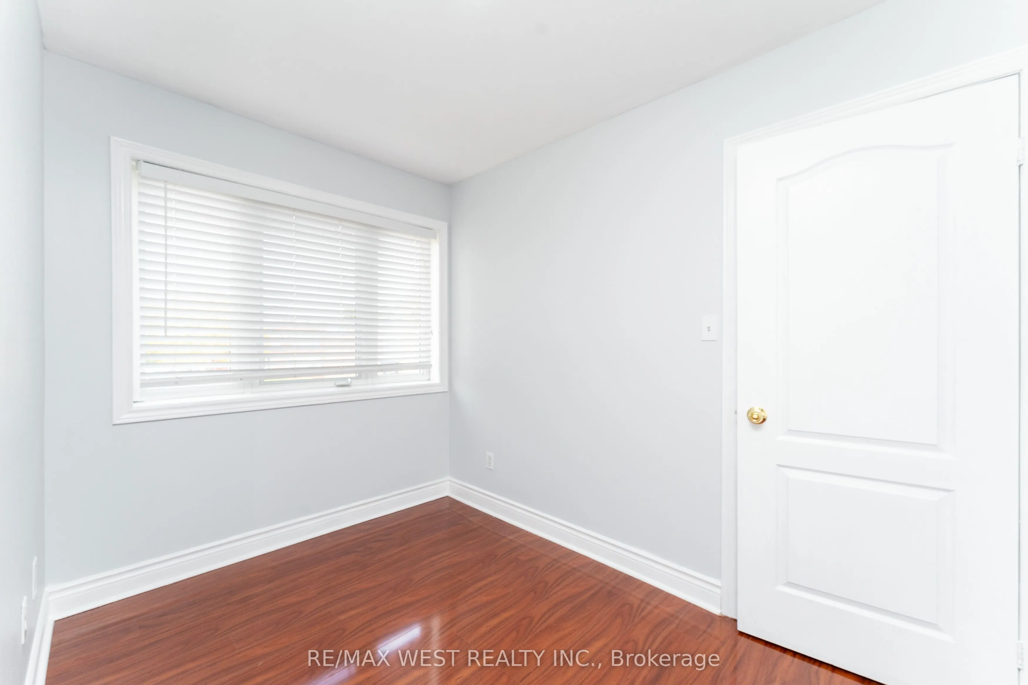 3073 Cook Street #27