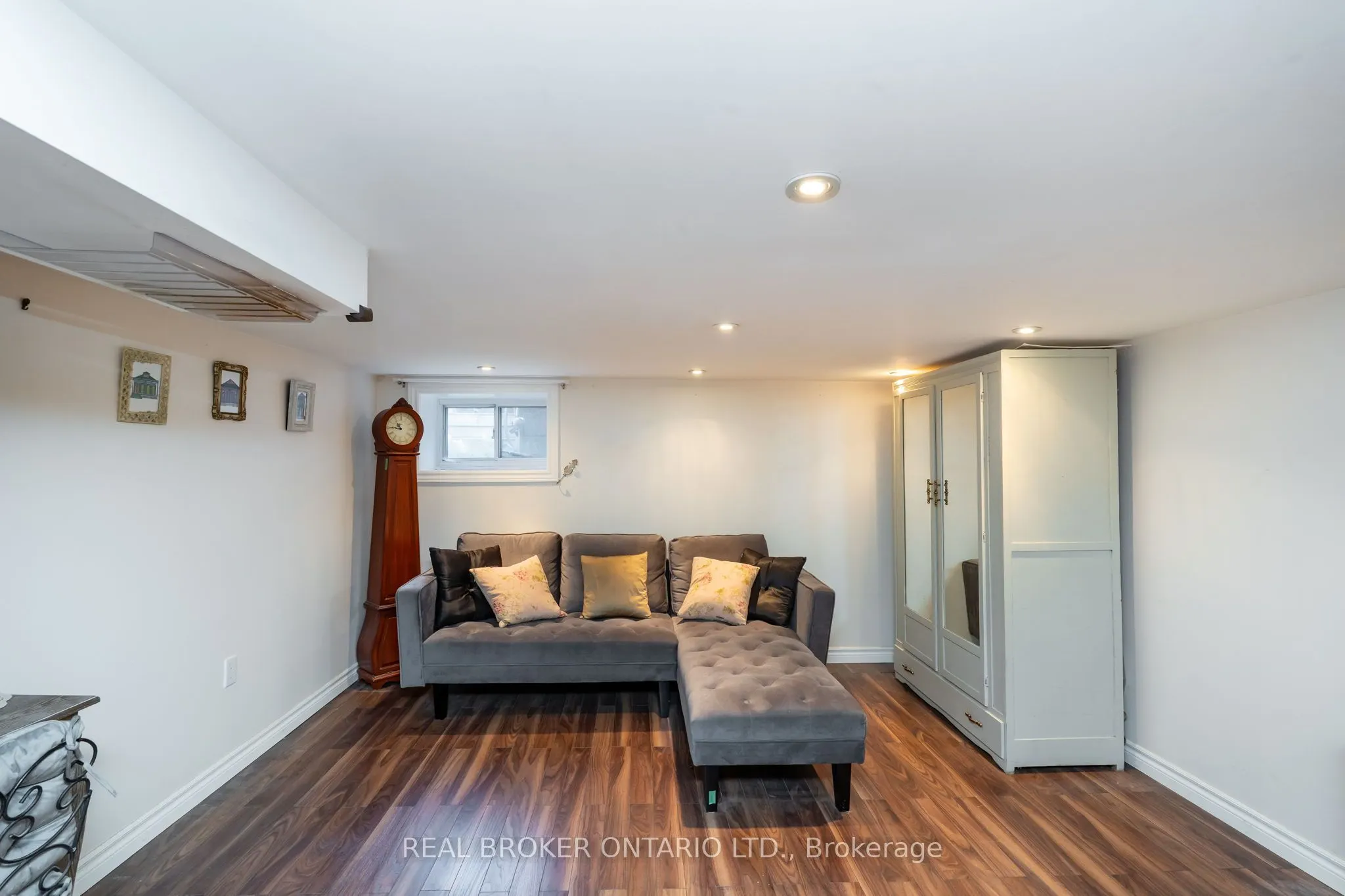 253 Bartlett Avenue