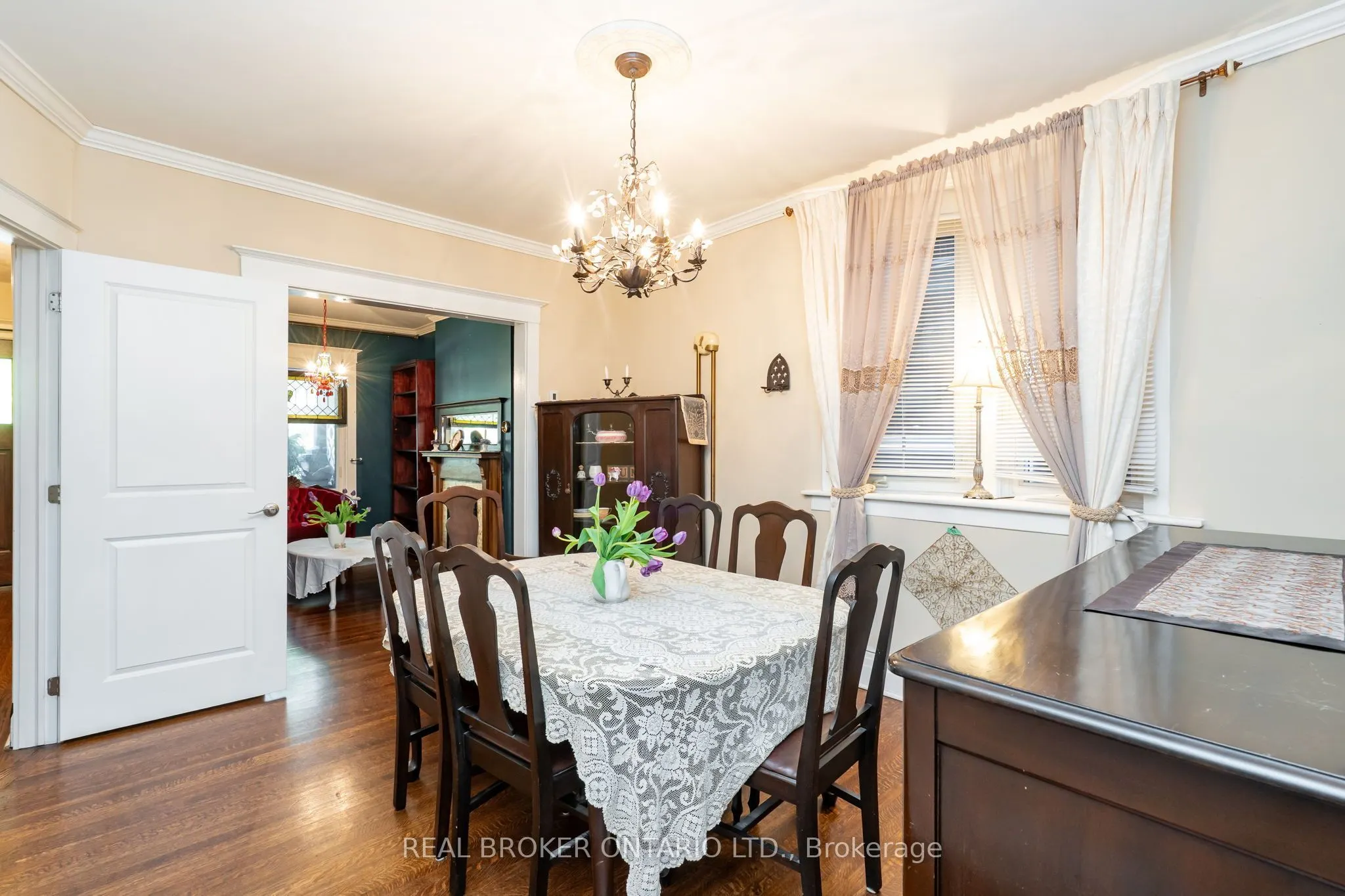 253 Bartlett Avenue